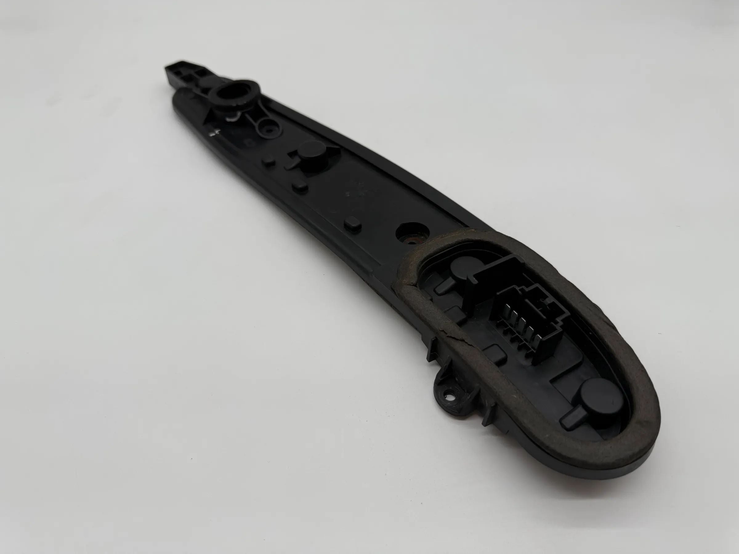 Support de feu arrière gauche Fiat Punto noir