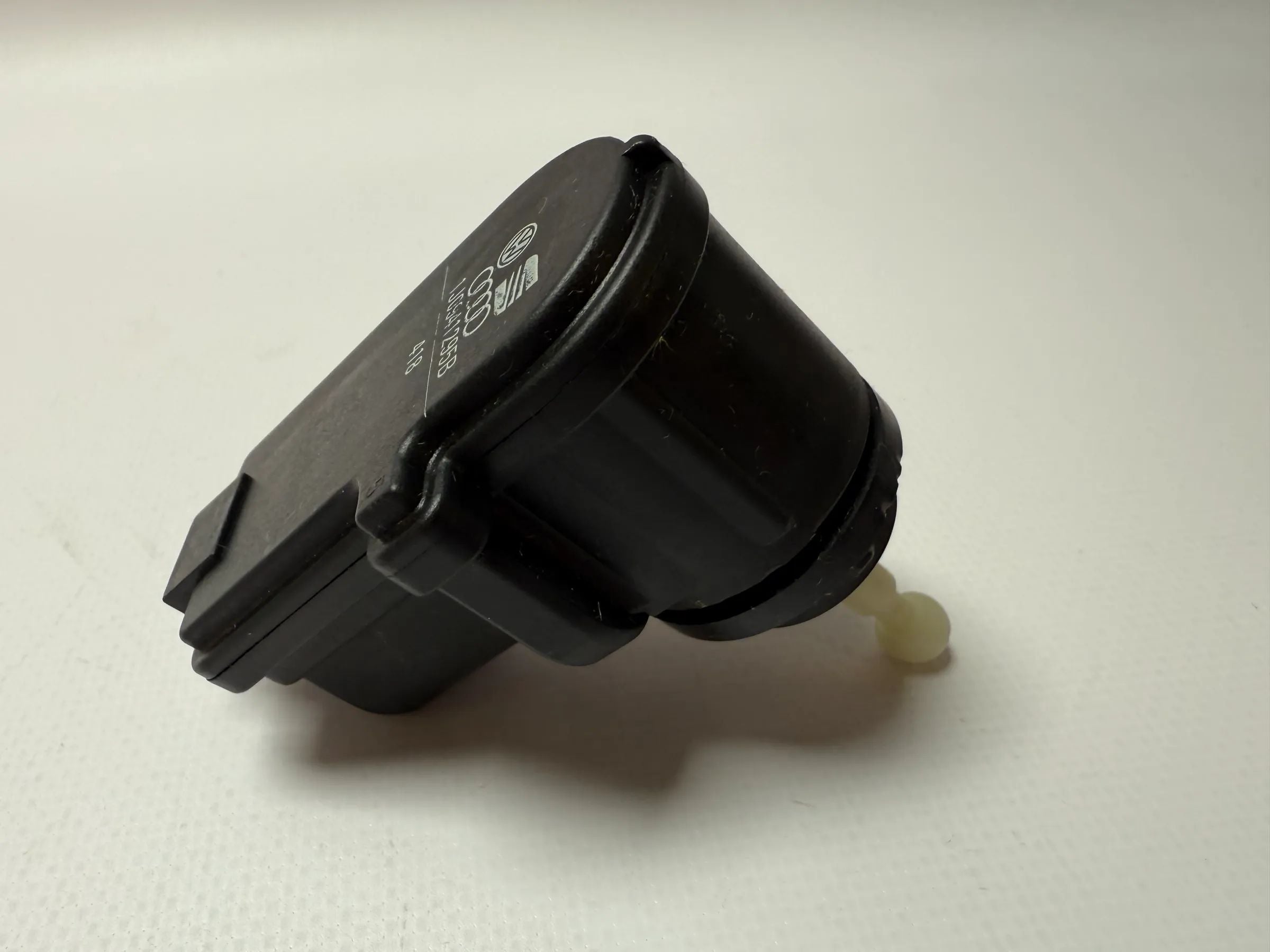 Original AUDI, SEAT, VW Atuador, Regulação de alcance do farol 1J0941295B