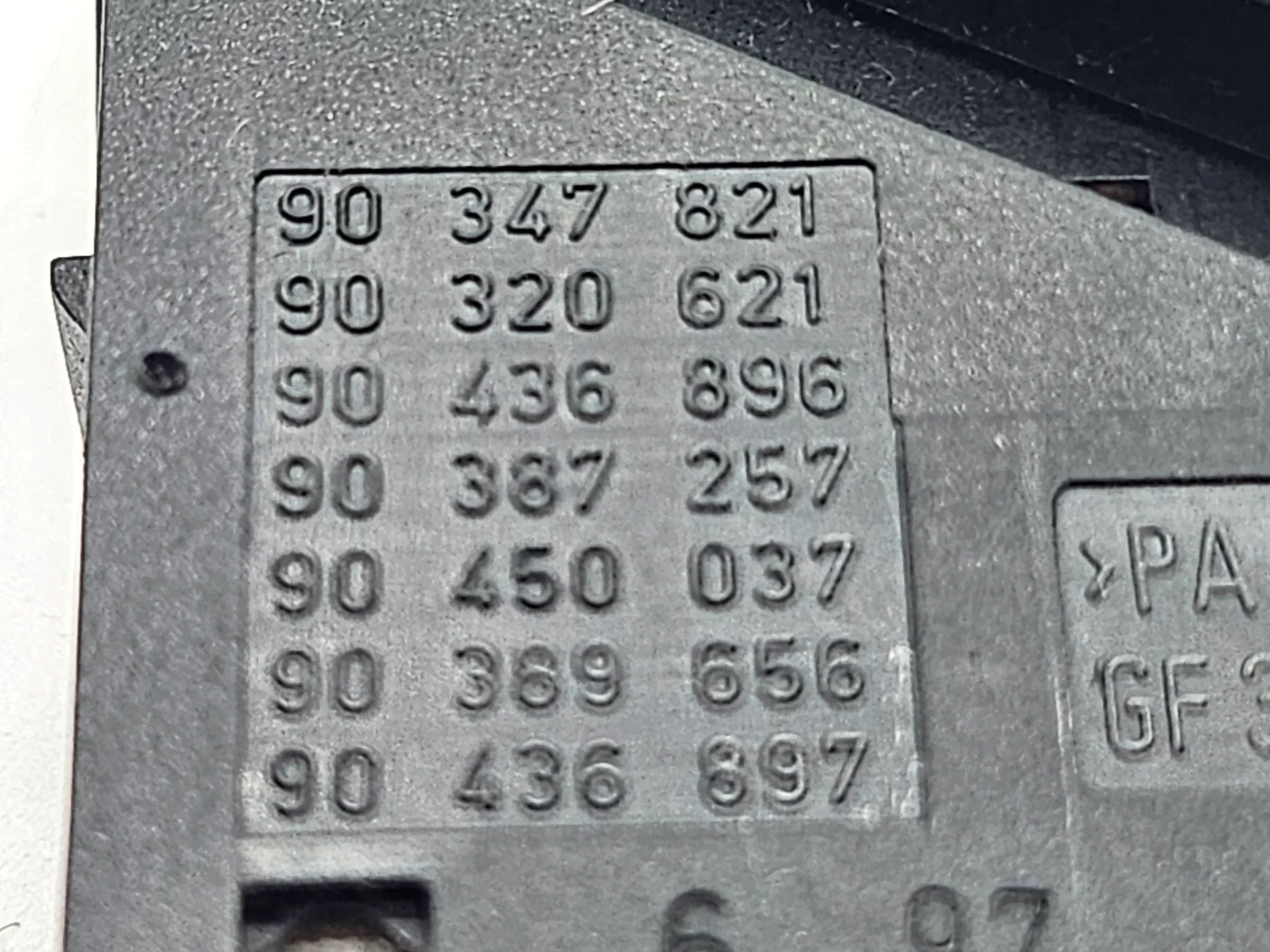อะไหล่แท้ Opel Astra F Corsa B 90436896 สวิตช์ไฟฉุกเฉิน