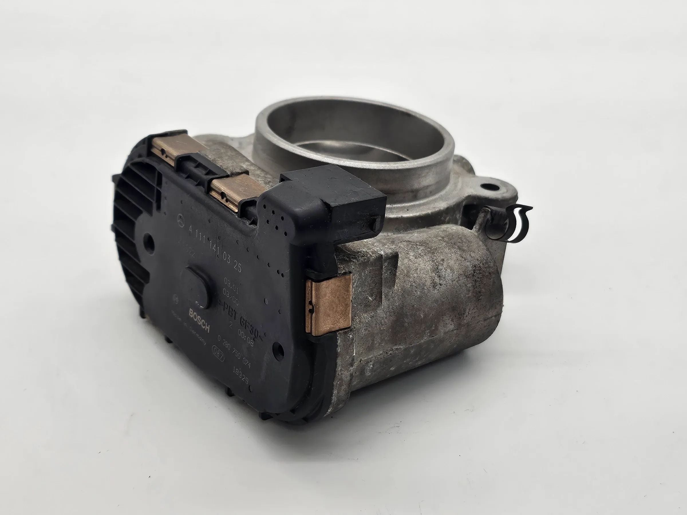 Mercedes-Benz C-Klasse 203 210 SLK 170 CLK 208 Drosselklappe Kompres A1111410325