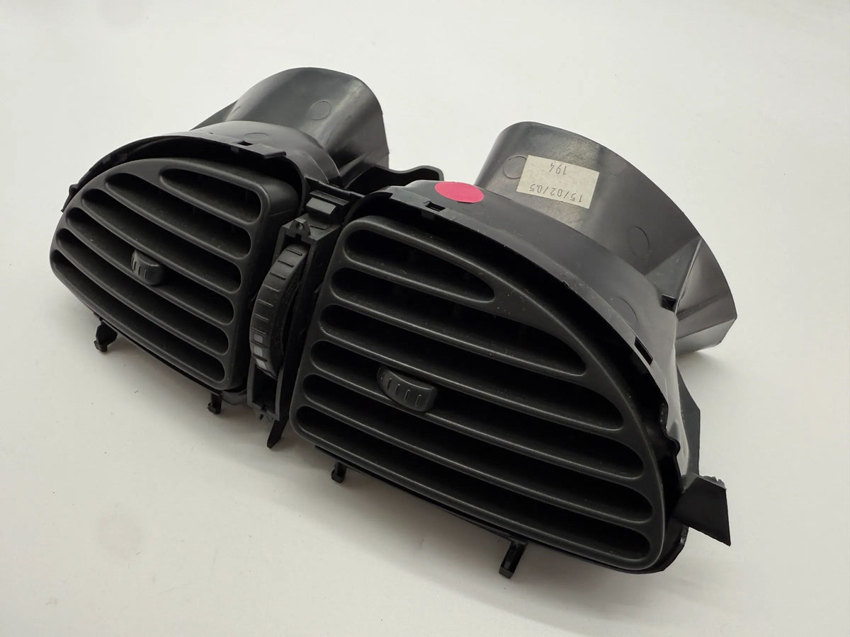 Original Citroen C5 (RE/DC/DE/DC) Luftdüse Luftgitter Mitte Vorne 963261727A