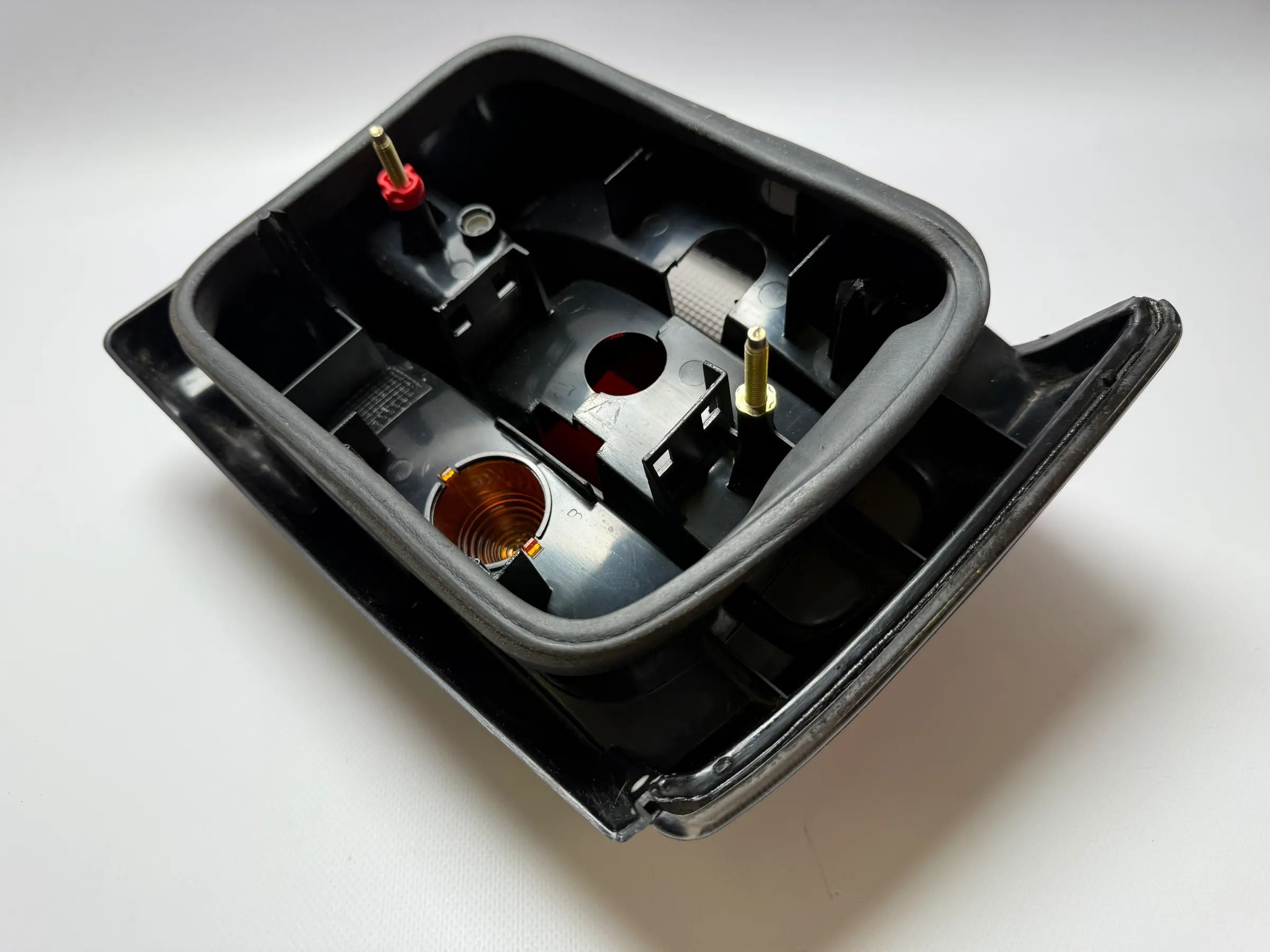 Original Renault 19 Phase II L53/853/D53 rear light taillight right 7700815980 