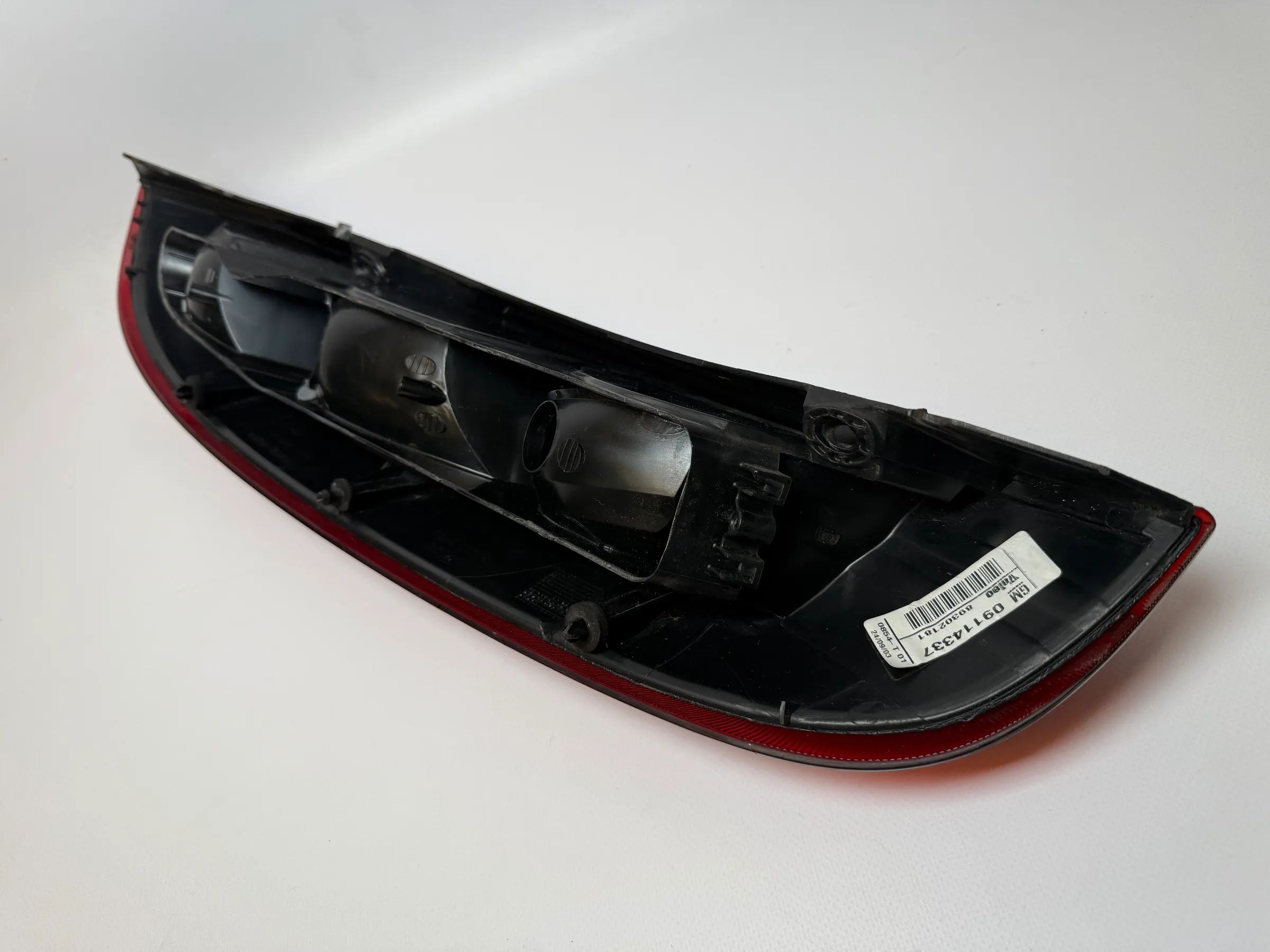 Original Opel Corsa C X01 rear light, right Valeo 09114337 89302181 