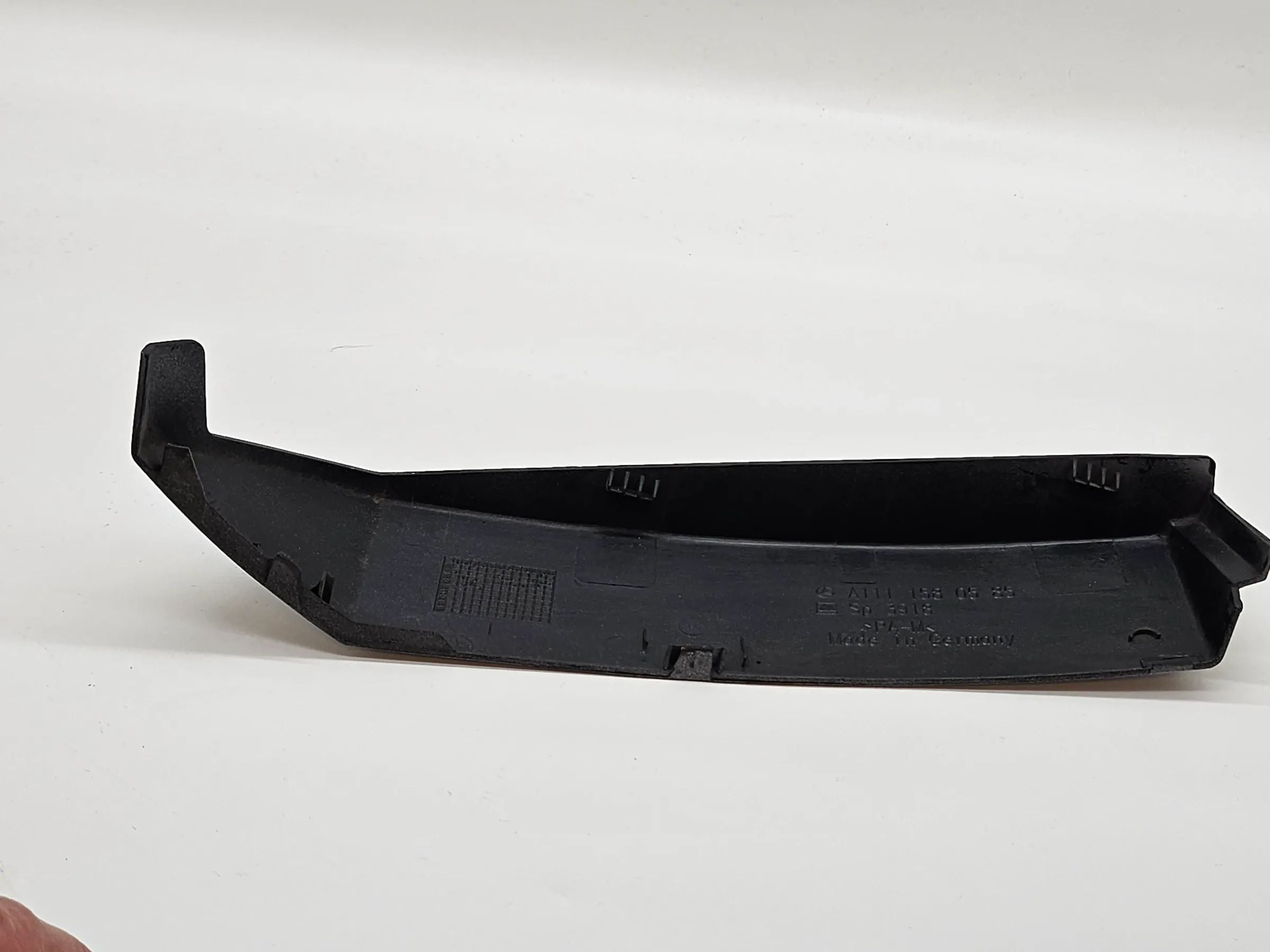 Original Mercedes W203 R170 M111 Motorabdeckung A1111580585