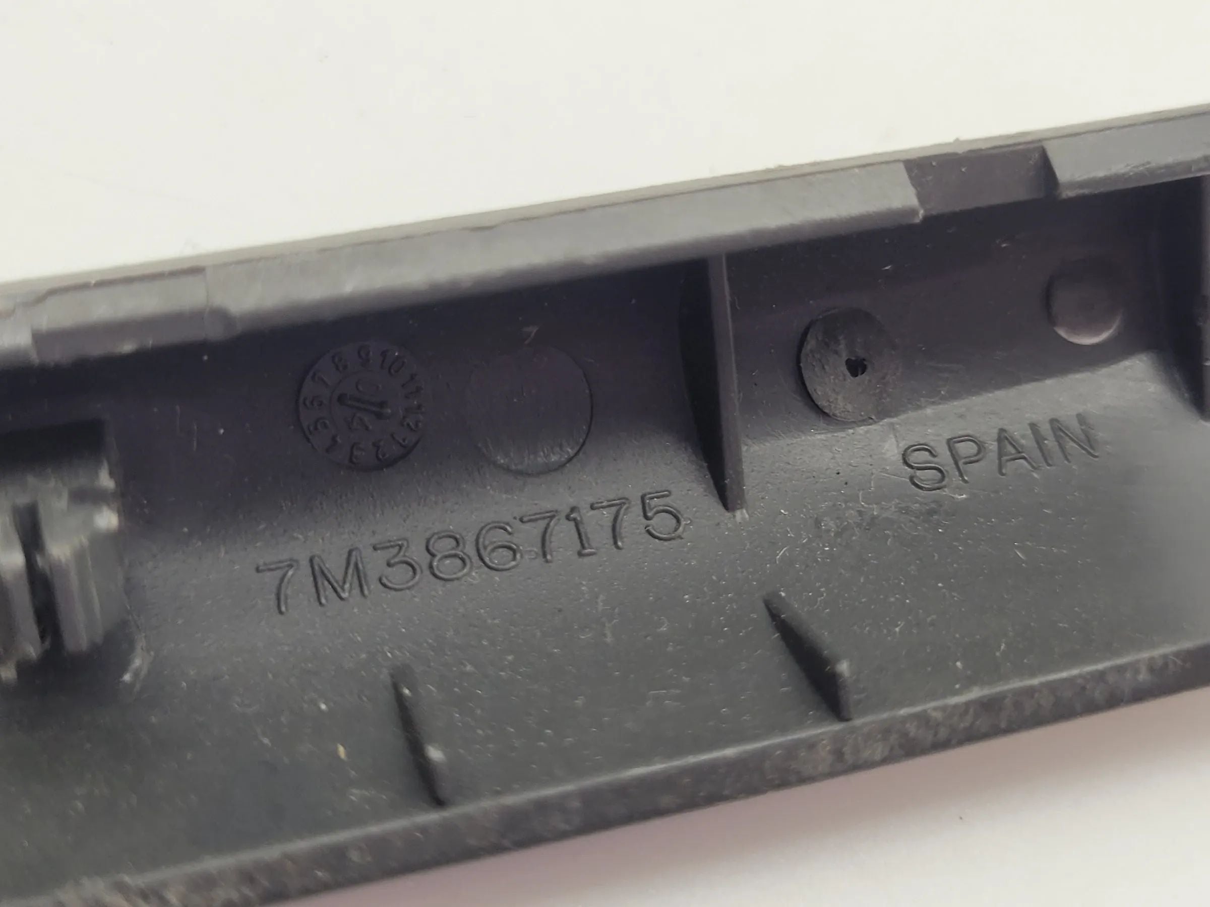 Original VW Sharan (7M6/7M8/7M9) Blende Türgriff L/R 7M3867175