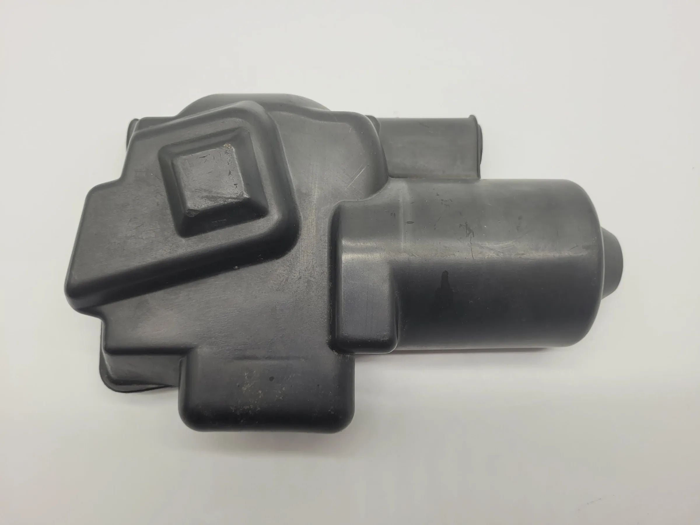 Original Fiat Punto (188) Abdeckung Wischermotor Blende 46757588