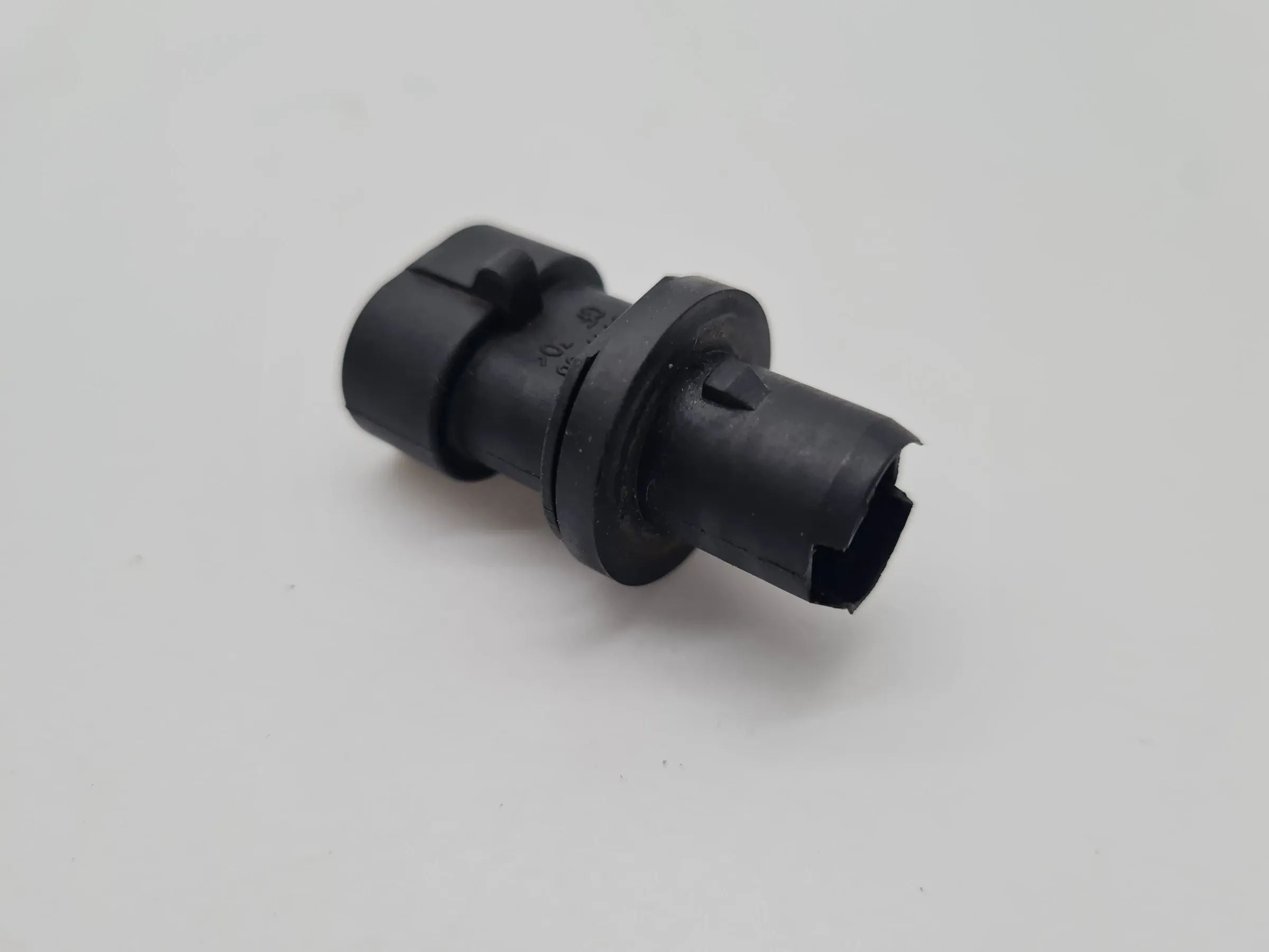 原装欧宝Agila A (H00) 前大灯示宽灯灯座 左右 (09210935)