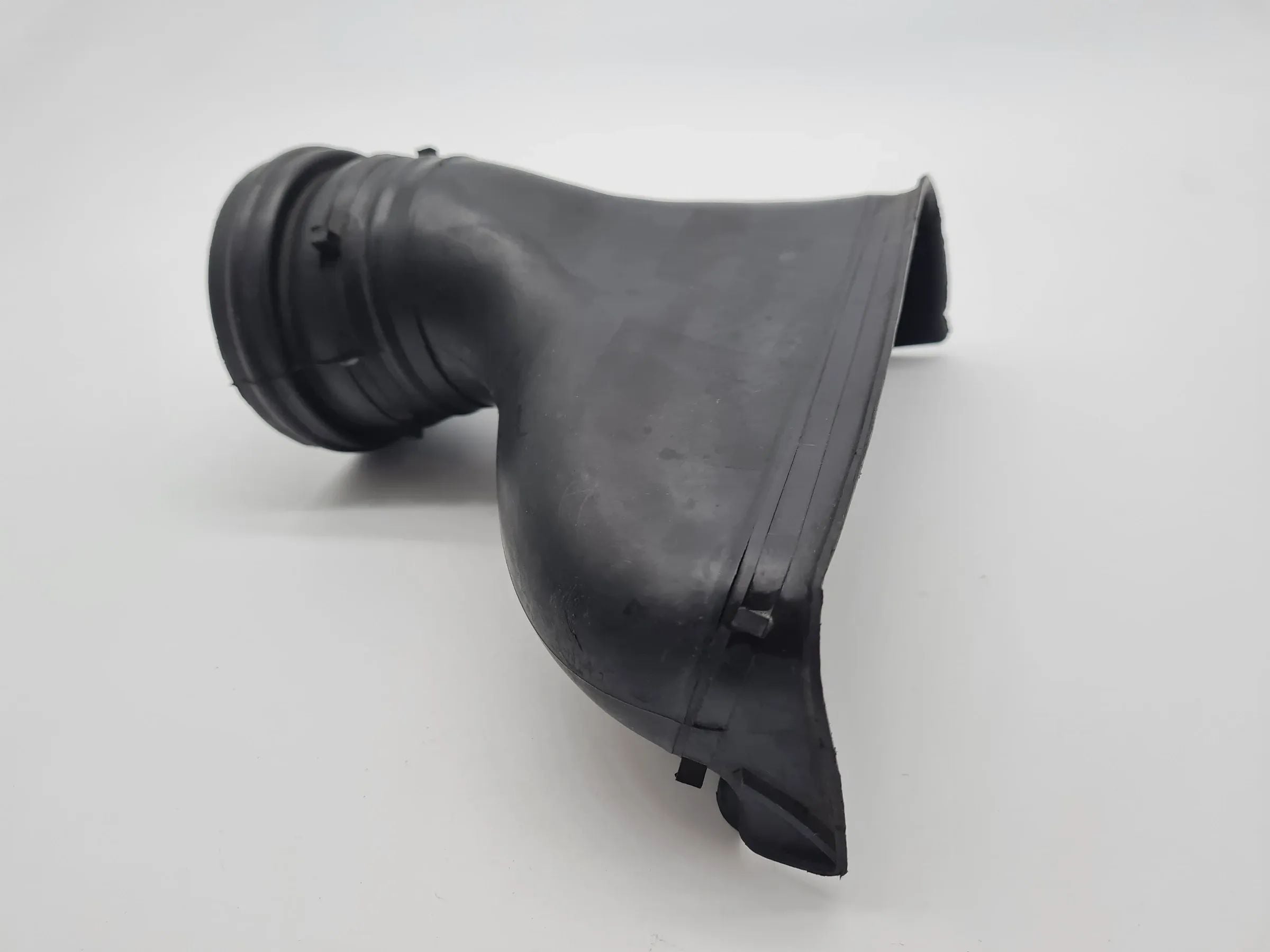 BMW E36 316i 318i Ansaugrohr Ansaugstutzen 1727891