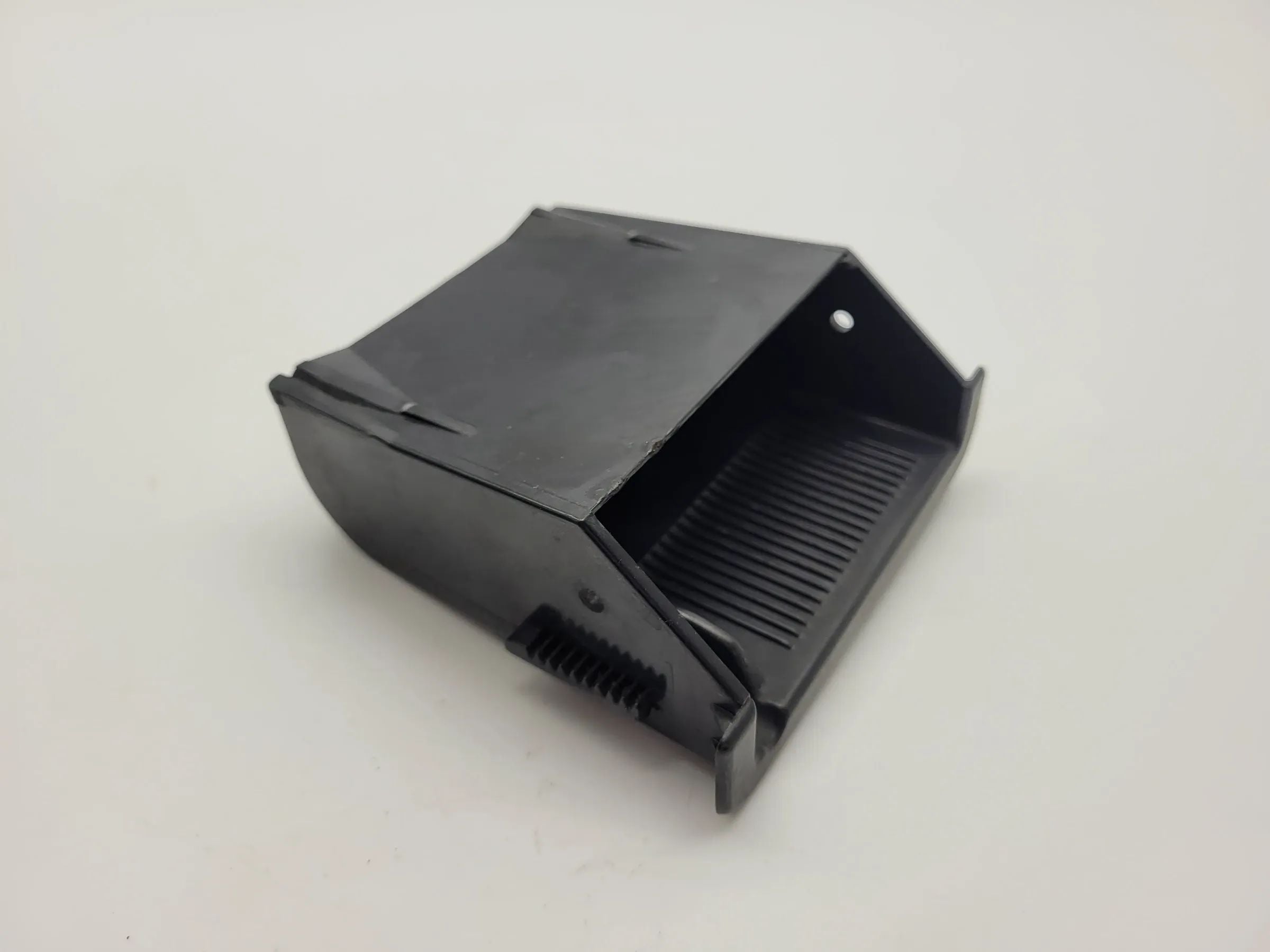 Original Volvo V40 (645) Aschenbechereinsatz 30809984