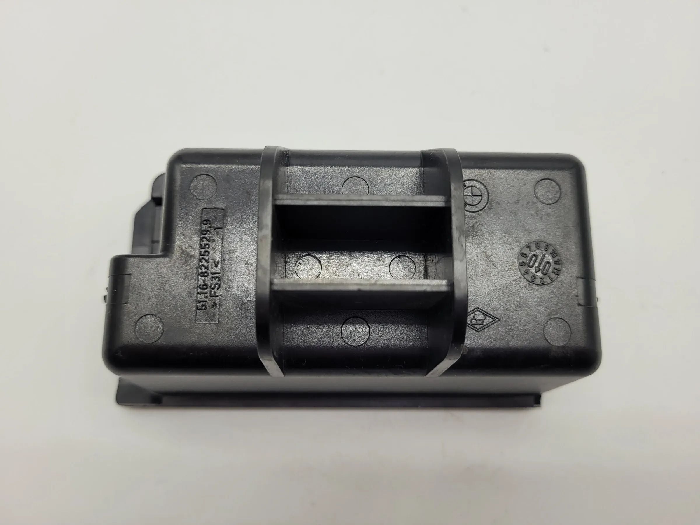 Original BMW 3er (E46) Aschenbechereinsatz 51.16-8225529.9