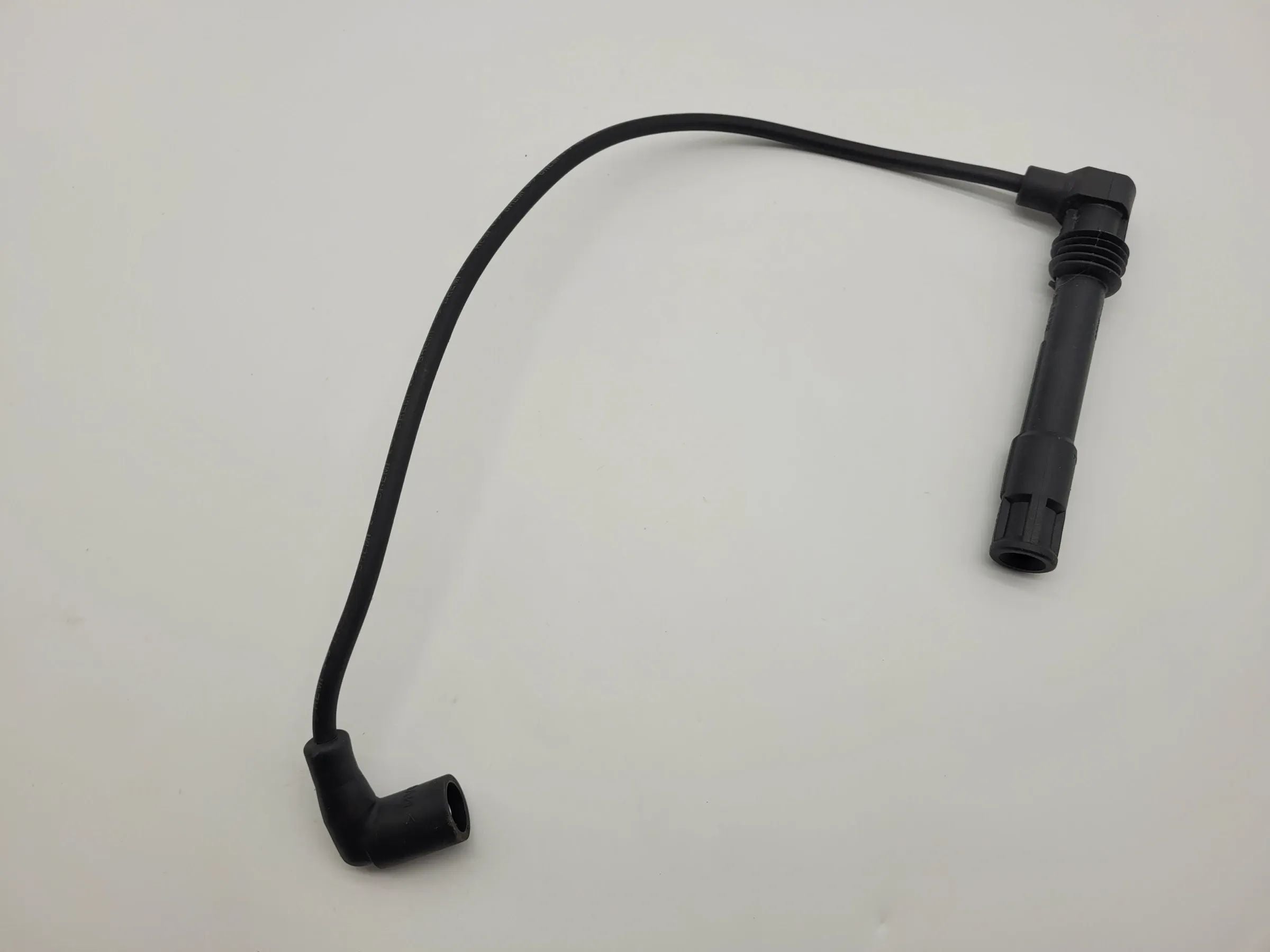 Original Audi A4/A6 VW Passat Zündkabel Zylinder 3 06A035255A / 13299/5