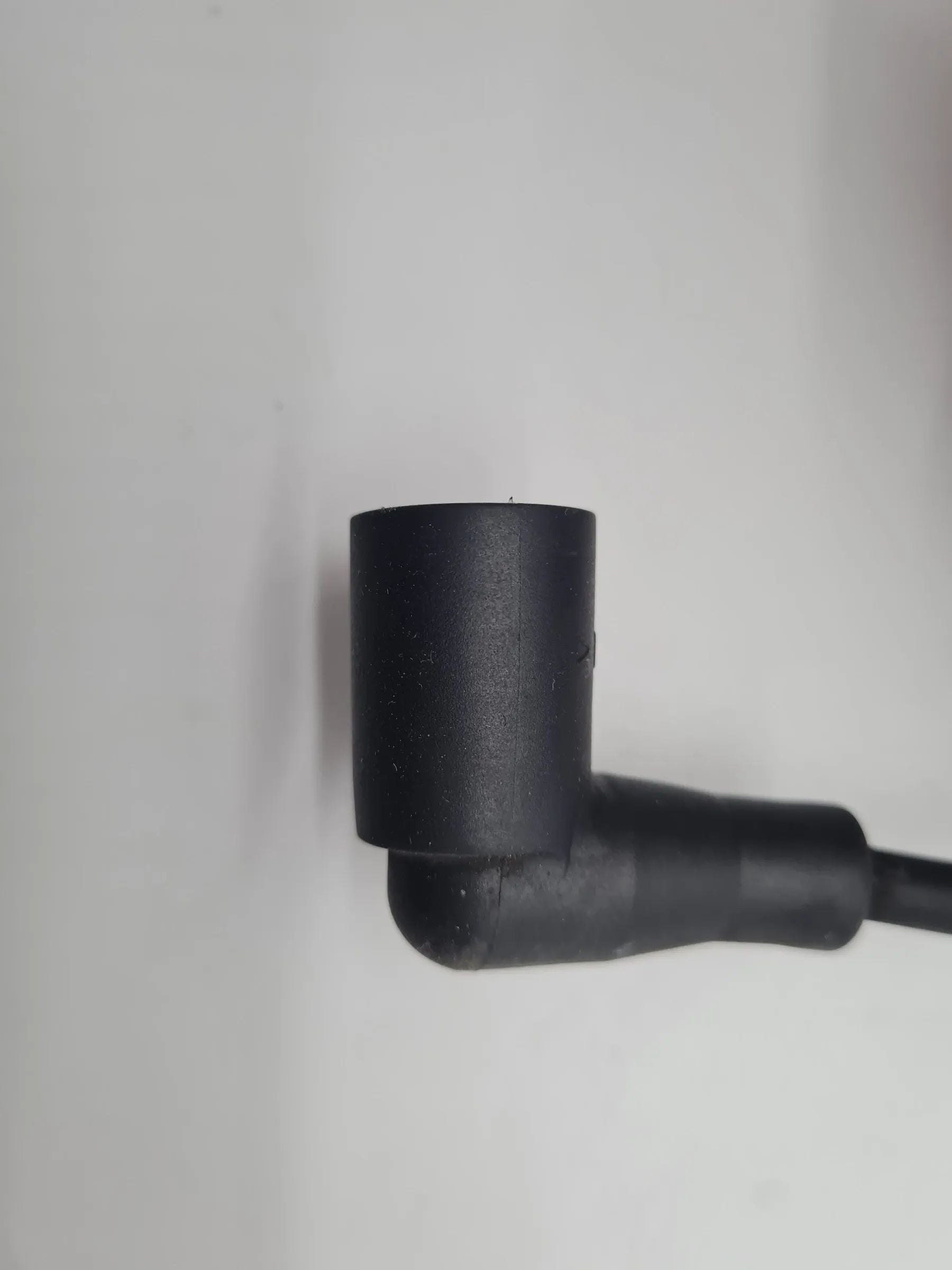 Original Audi A4/A6 VW Passat Zündkabel Zylinder 2 06A035255A / 13299/5