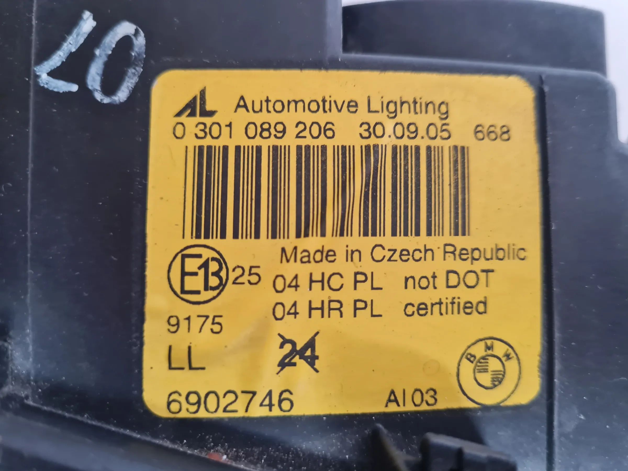 Original BMW 3er (E46) Scheinwerfer / Frontleuchte Rechts 0301089206