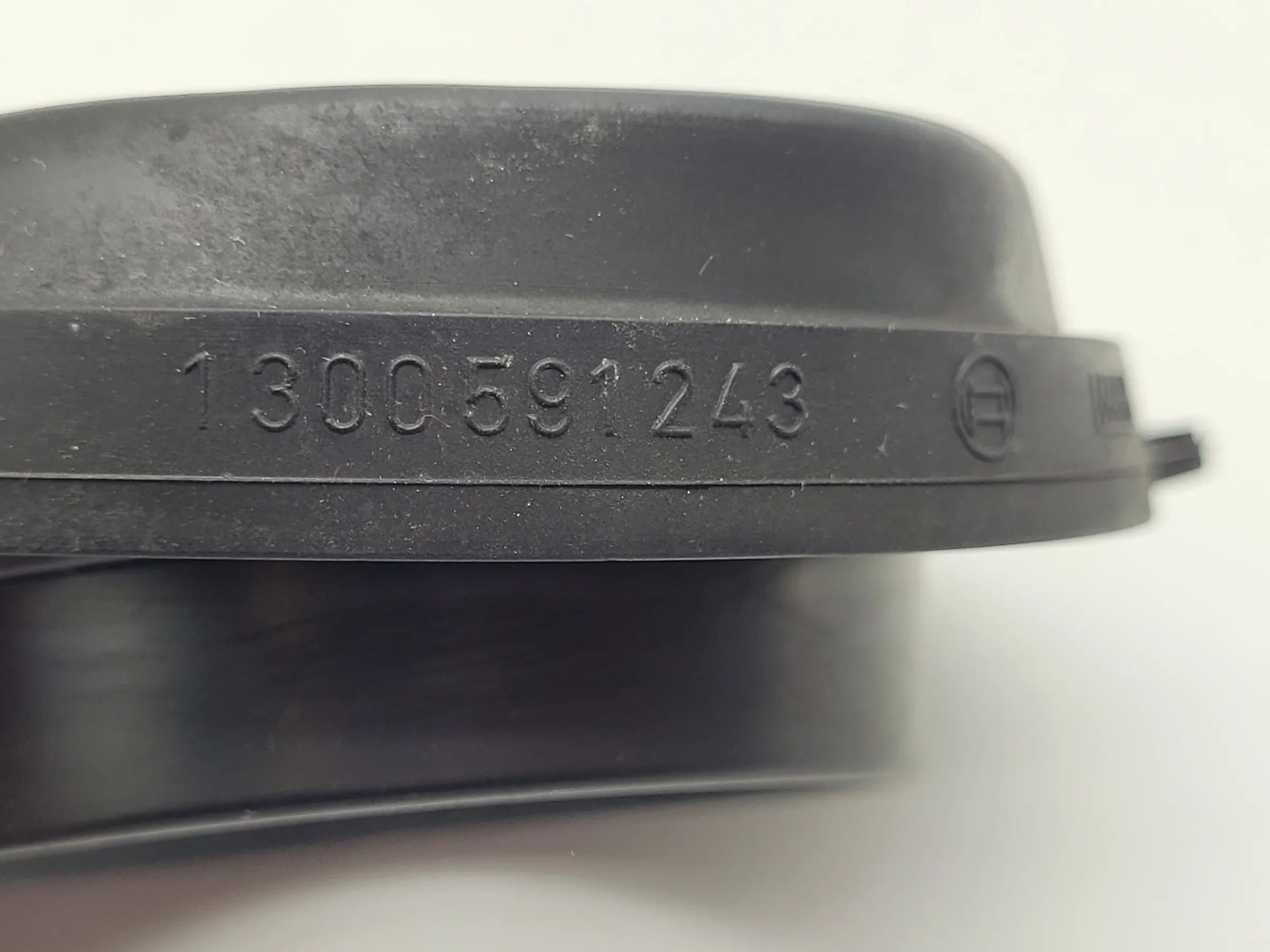 Original BMW 3er (E46) Scheinwerfer Kappe Gummi L/R 1300591243