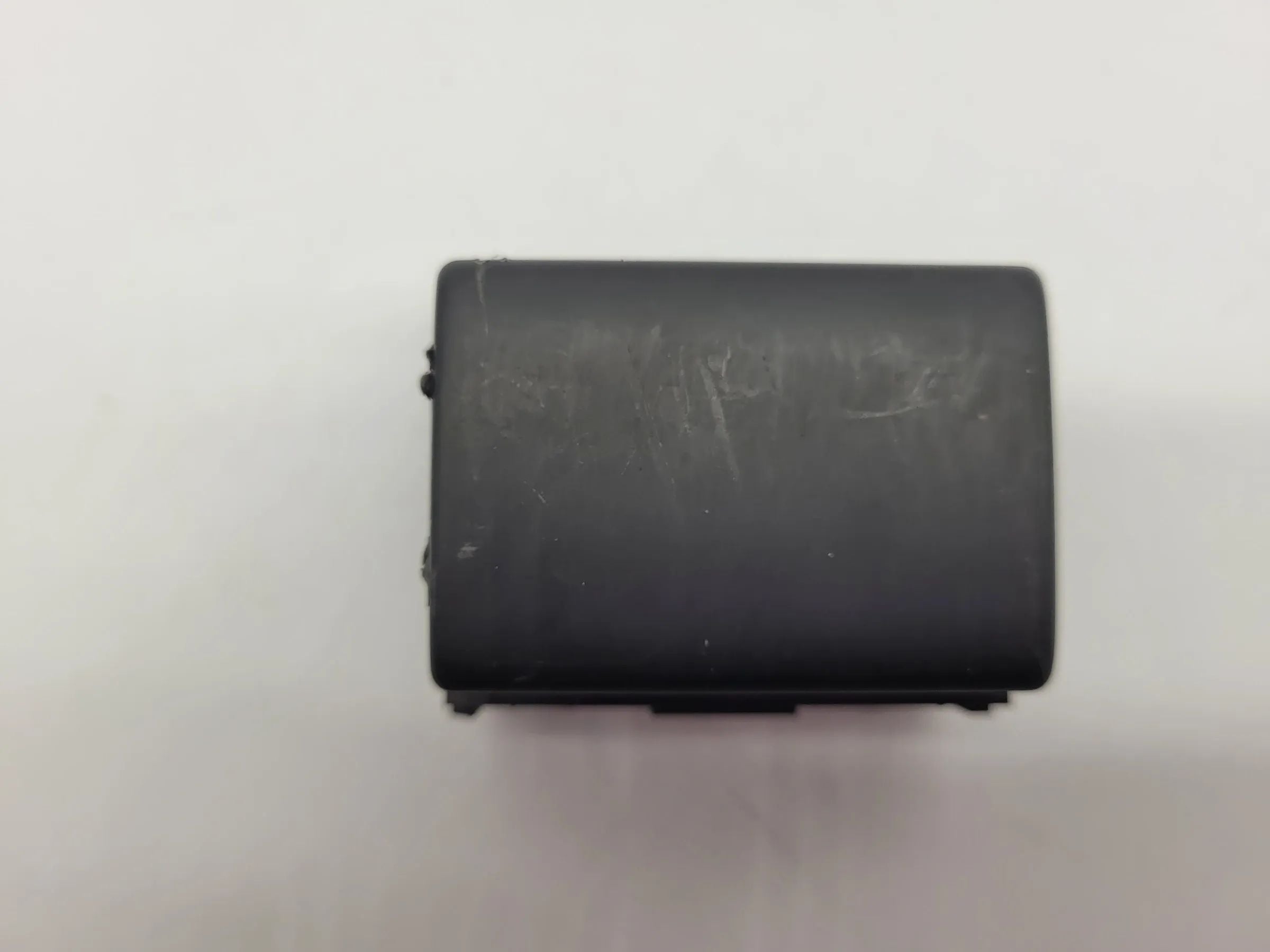 Original Nissan Micra III 3 (K12) Griffschale Blindknopf Einlage BP/68491/000