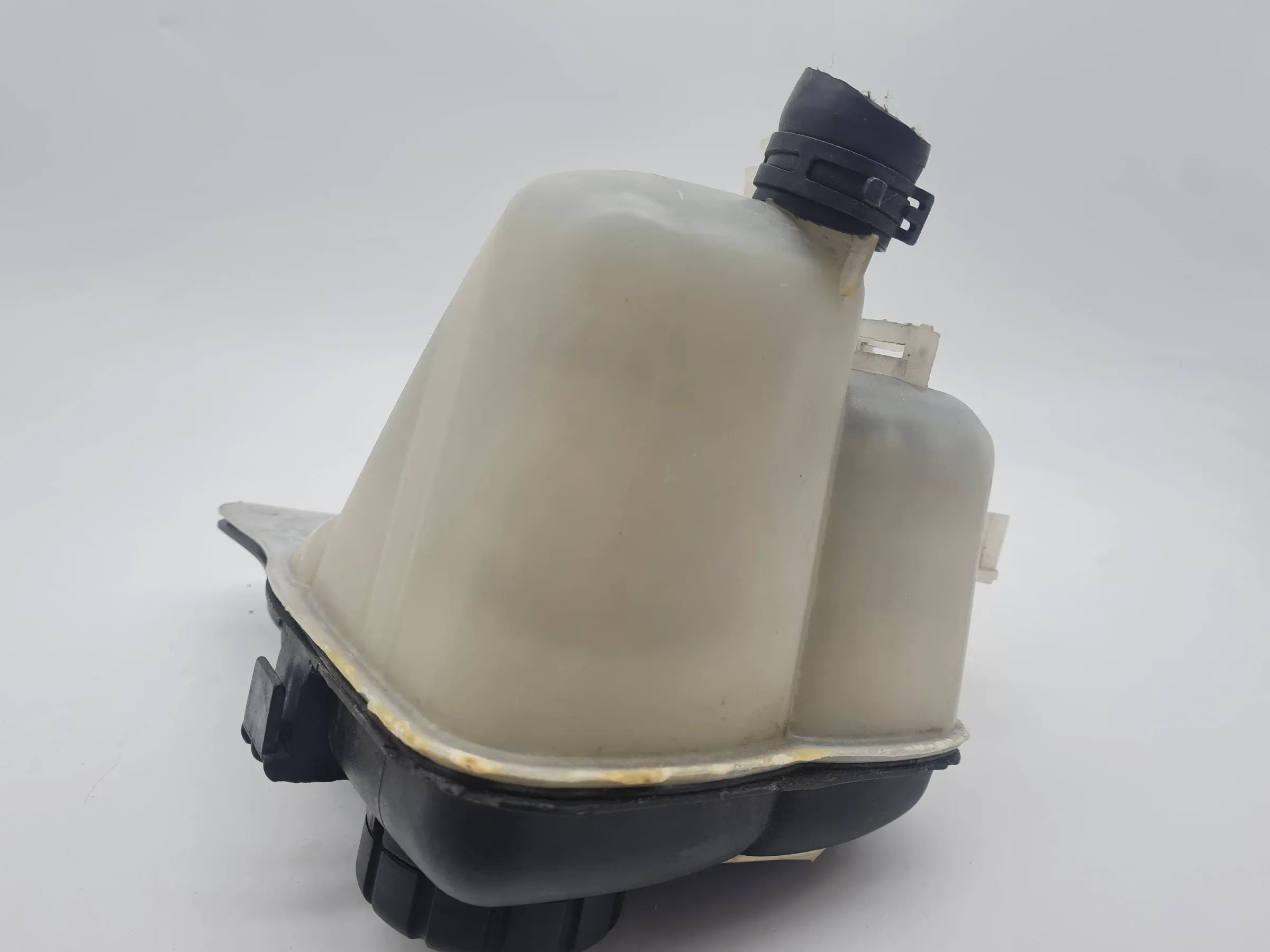 Original Mercedes-Benz C-Klasse (W203) Ausgleichsbehälter Kühlmittel A2035000049