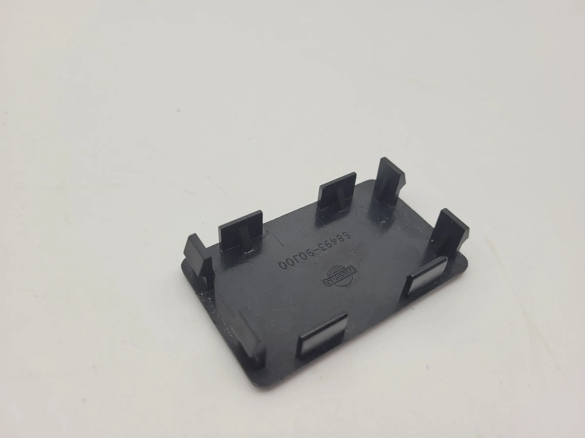 Original Nissan Micra II 2 (K11) Tachoblende Knopfeinsatz Blende 68493-90J00