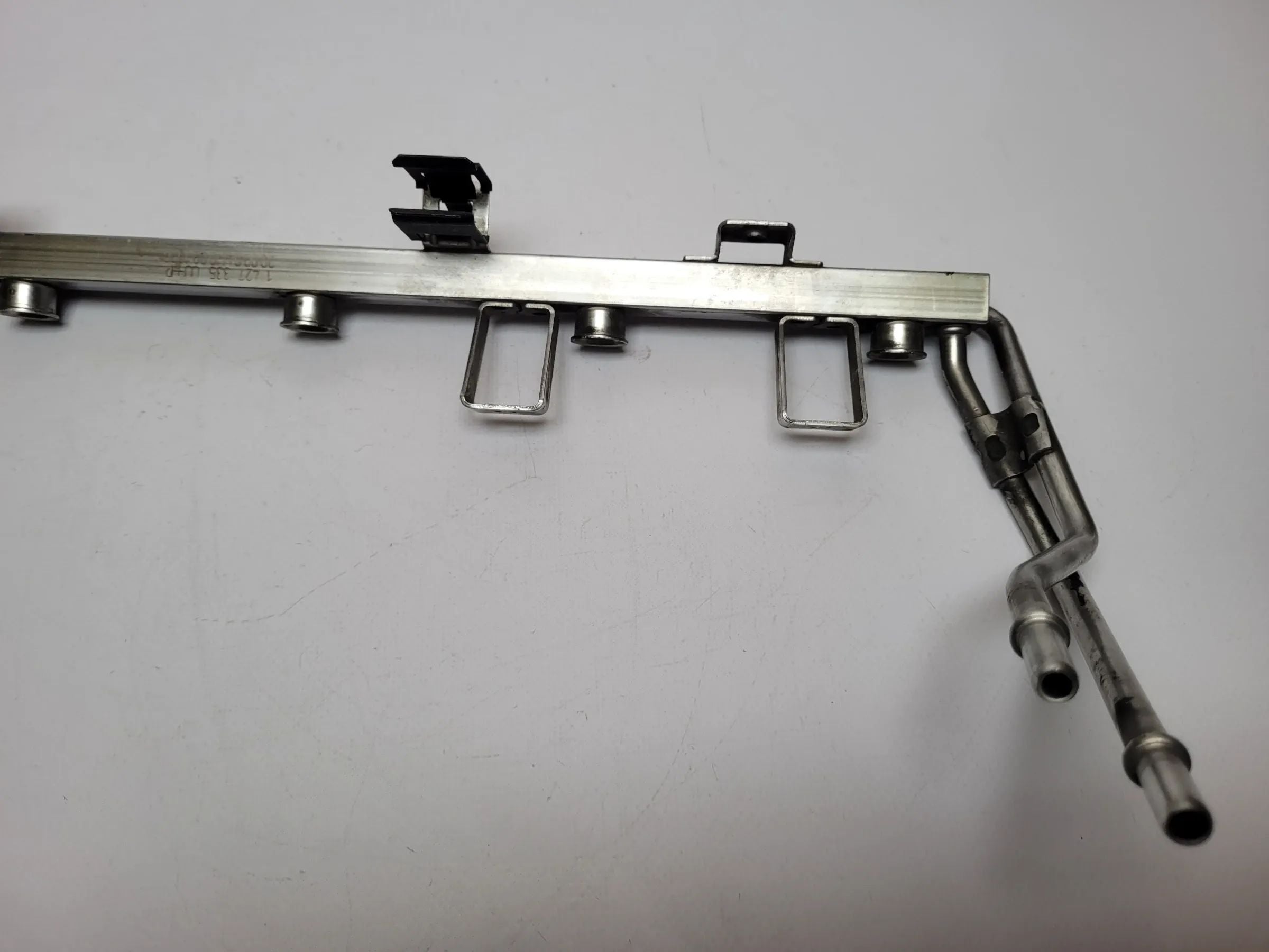 Original BMW 3er (E46) Einspritzleiste 14279851353