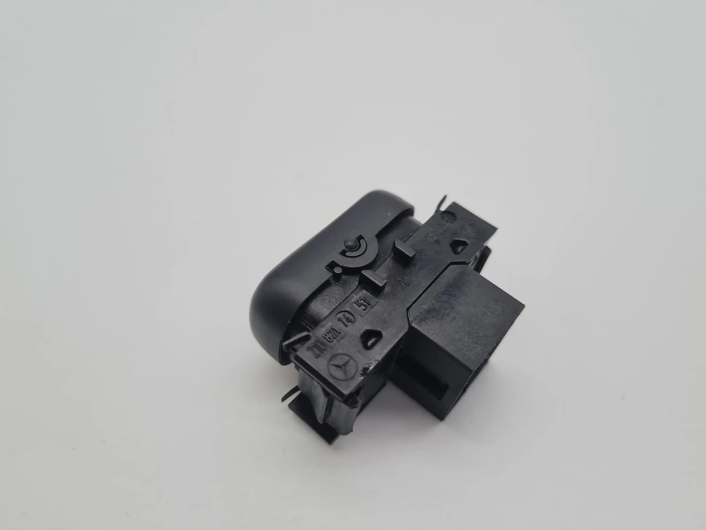 Original Mercedes-Benz A-Klasse (W168) PDC Schalter Einparkhilfe A2108217451