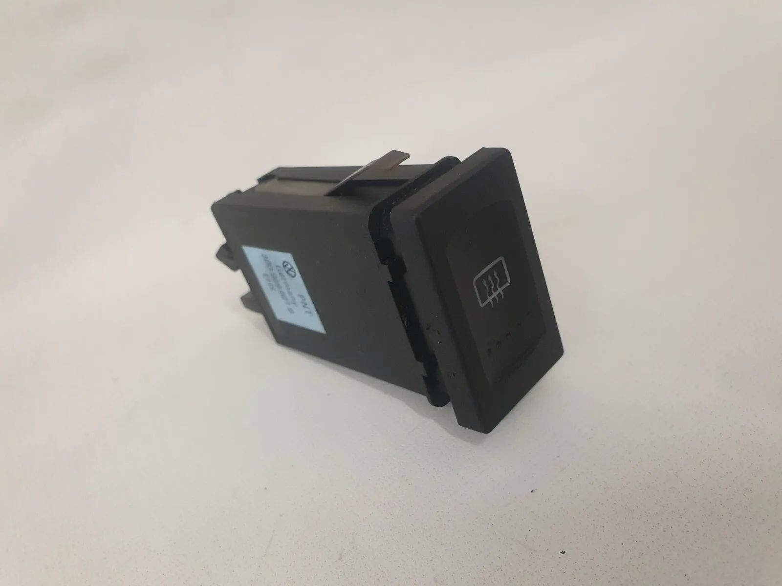 VW Passat 3B d'origine - Interrupteur chauffage vitre arrière 3B0959621B