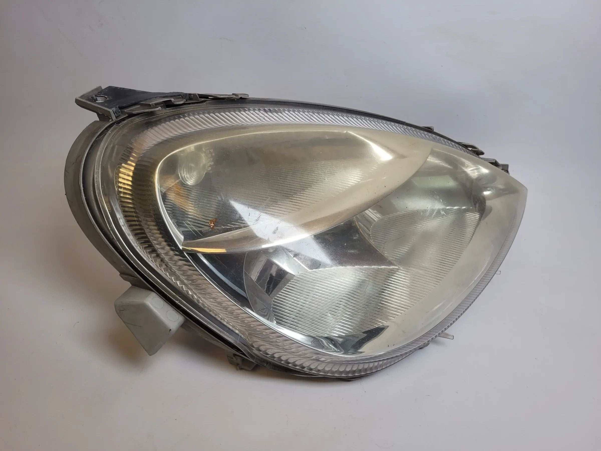 Mercedes A-Klasse W168 Scheinwerfer/Frontleuchte Rechts A1688200261 Original