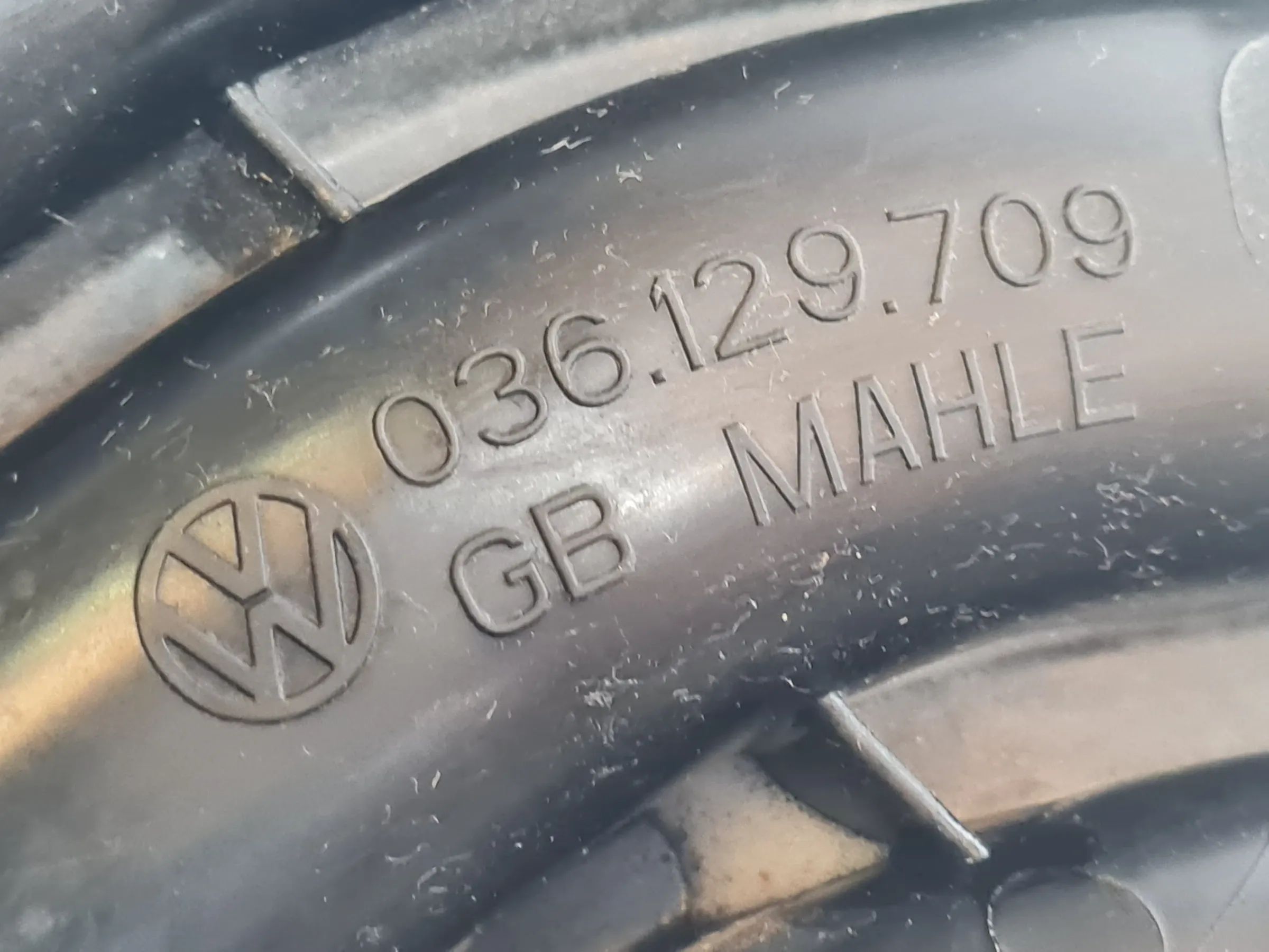 Original VW/Seat Ibiza/Polo 1.6 (6L/54/9A) Ansaugkrümmer Mahle 036129620