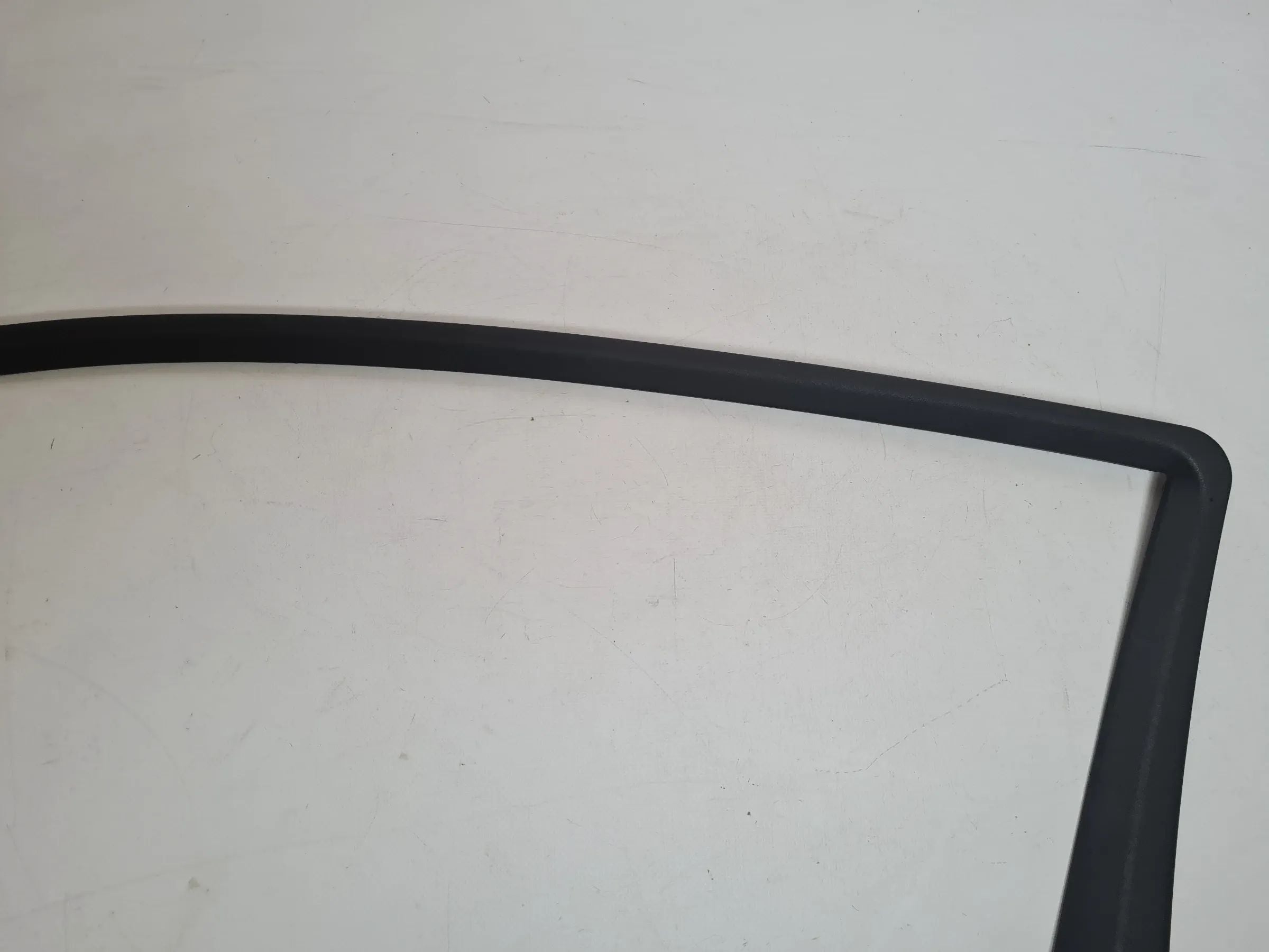 Original Mercedes C-Klasse (CL203) Fensterrahmenverkleidung Rechts A2037250471