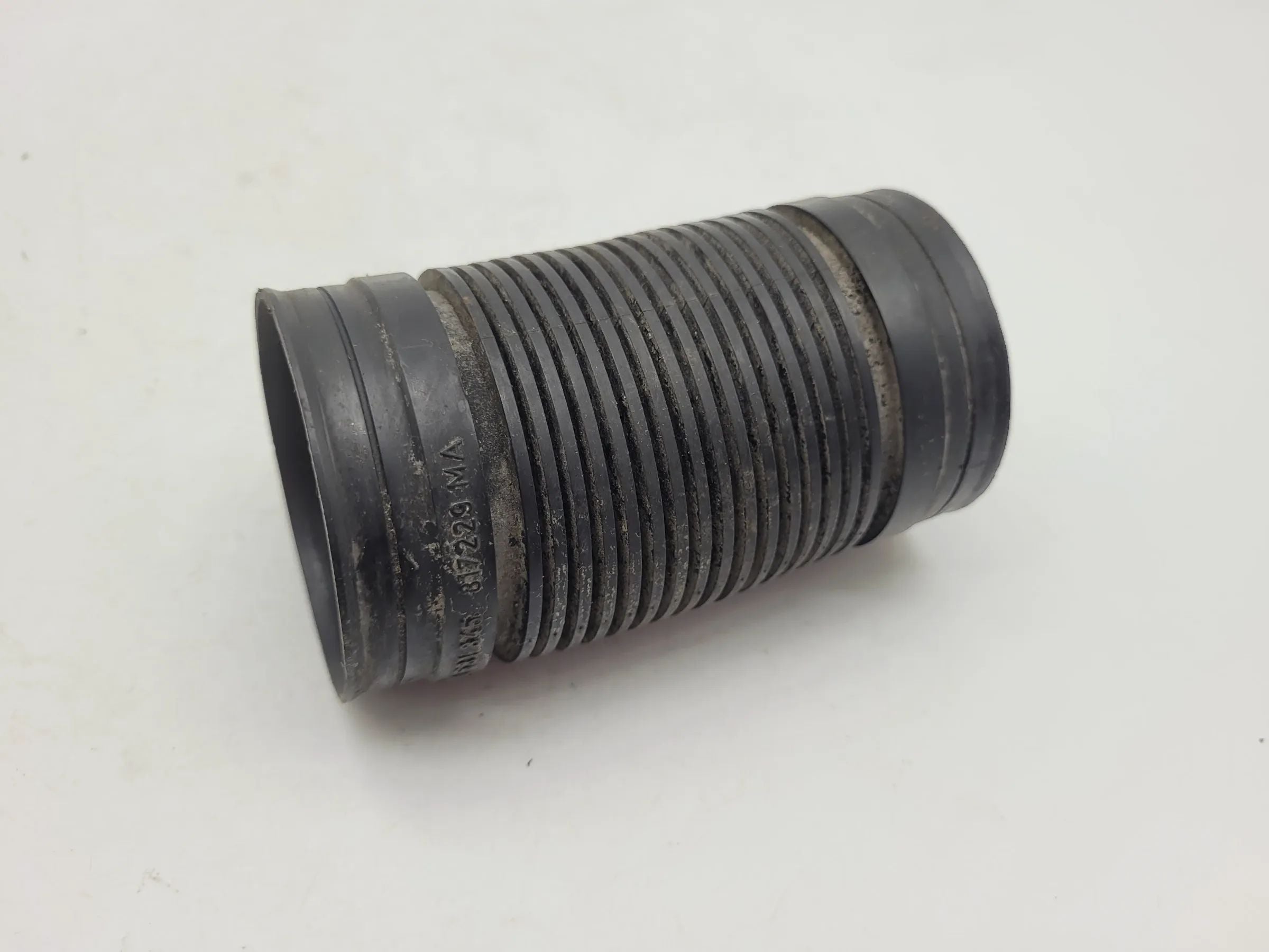 Original Opel Corsa B S93 Ansaugrohr Ansaugschlauch Luftschlauch 90531345
