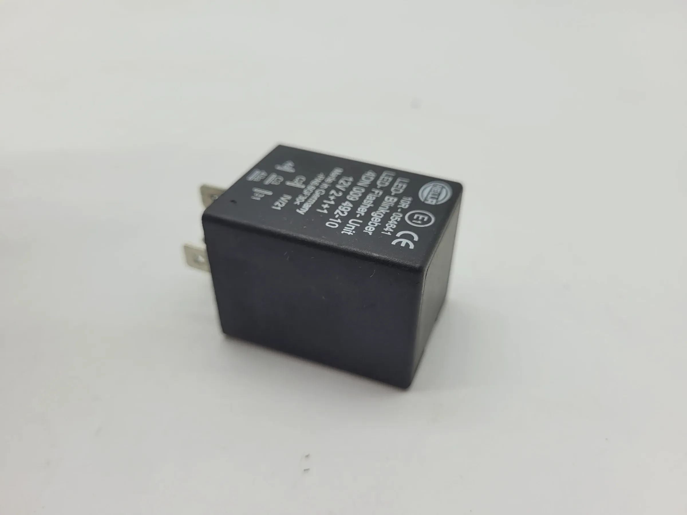 Original HELLA Blinkgeber LED gesteckt 5-polig,  4DN009492-10