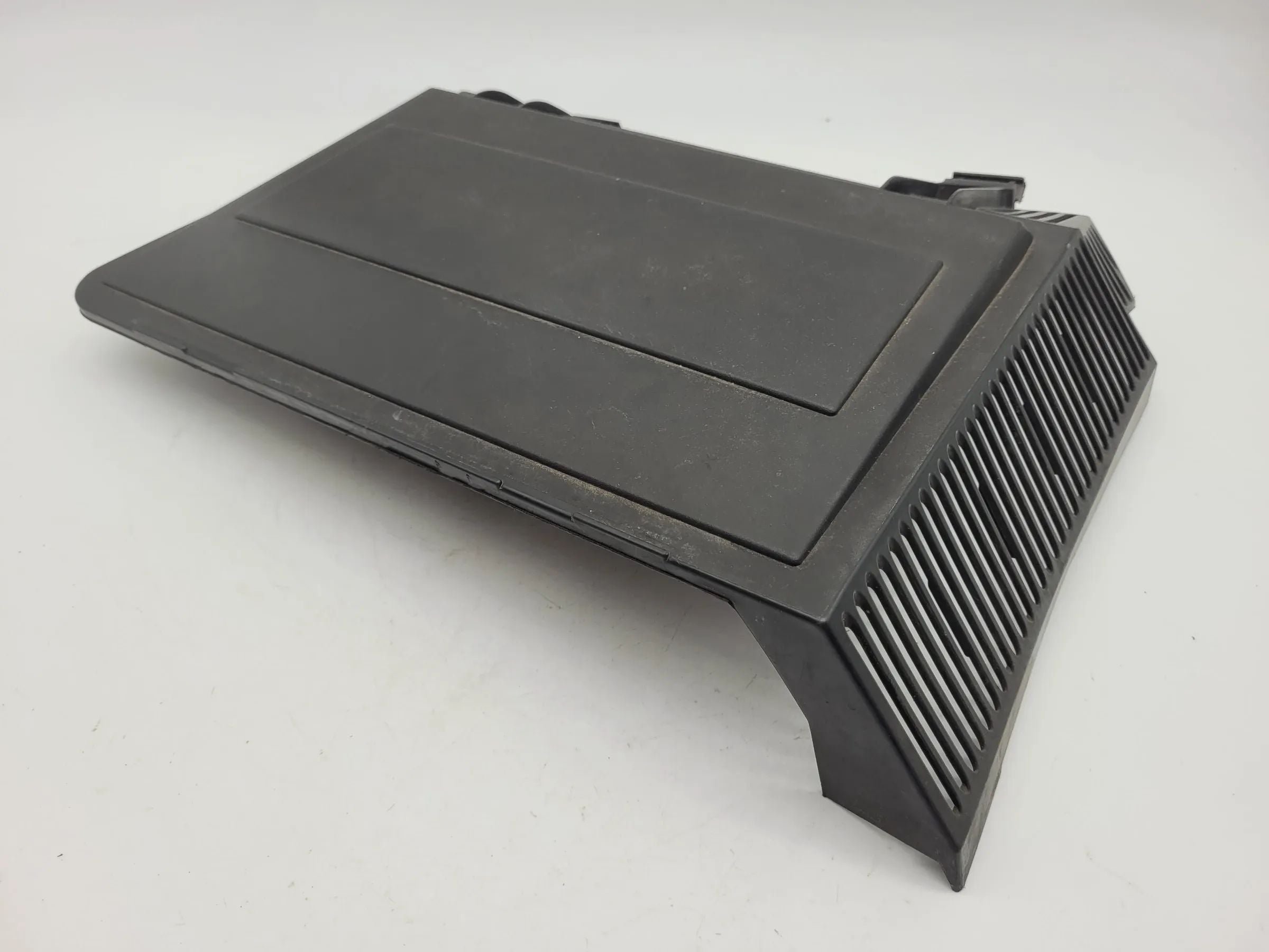 BMW 5er Touring E39 Pollenfilter Gehäuse Deckel Links 64.31-8379627 Original