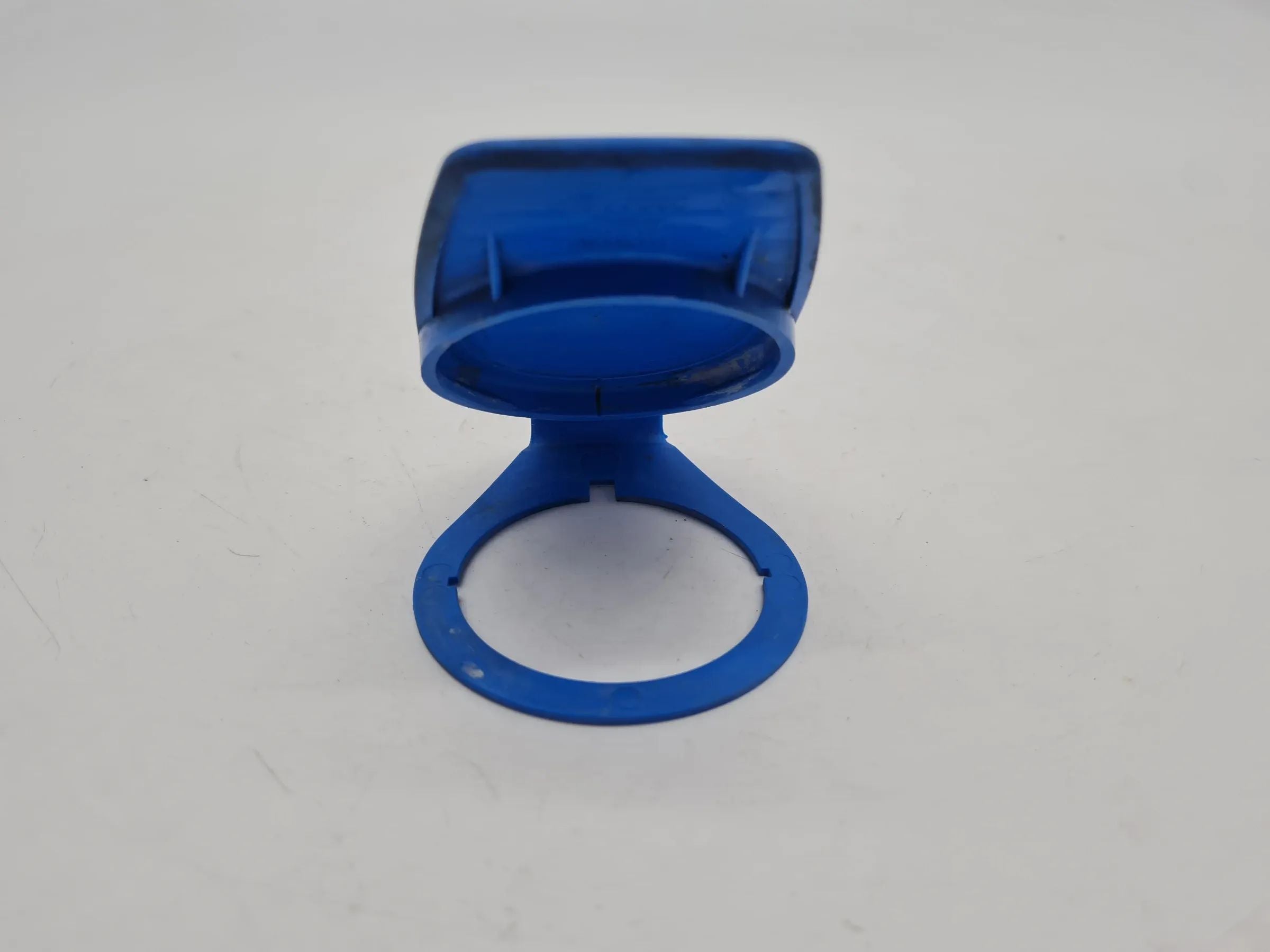 Original VW/Audi/Skoda/Seat A4 Verschluss, Waschwasserbehälter 8D0955455