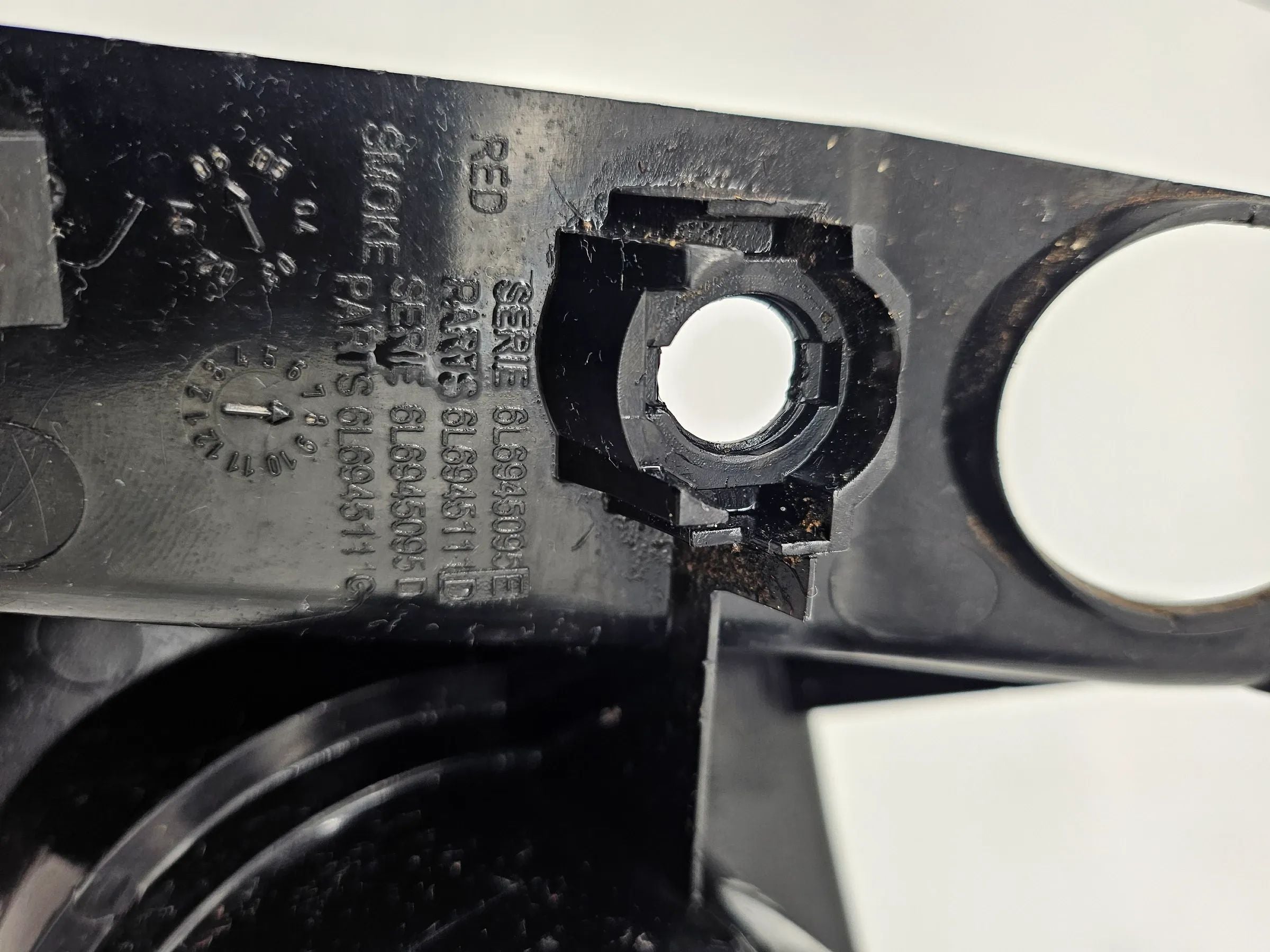 Luz trasera trasera exterior izquierda Seat Ibiza 6L 6L6945095E 6L6945111D