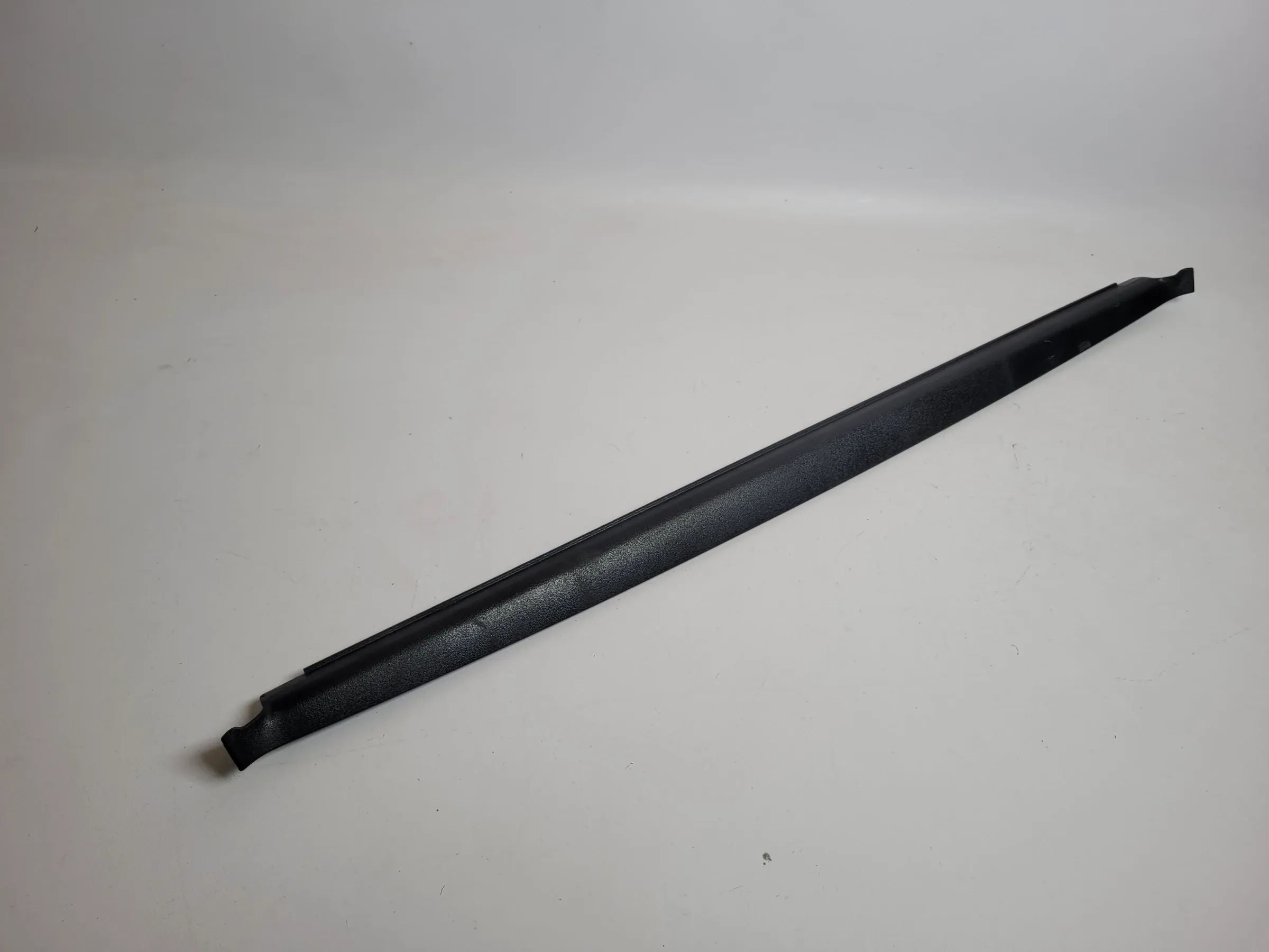 Original Mercedes-Benz C-Klasse (W203) Abdeckung Blende Dach A2037800092