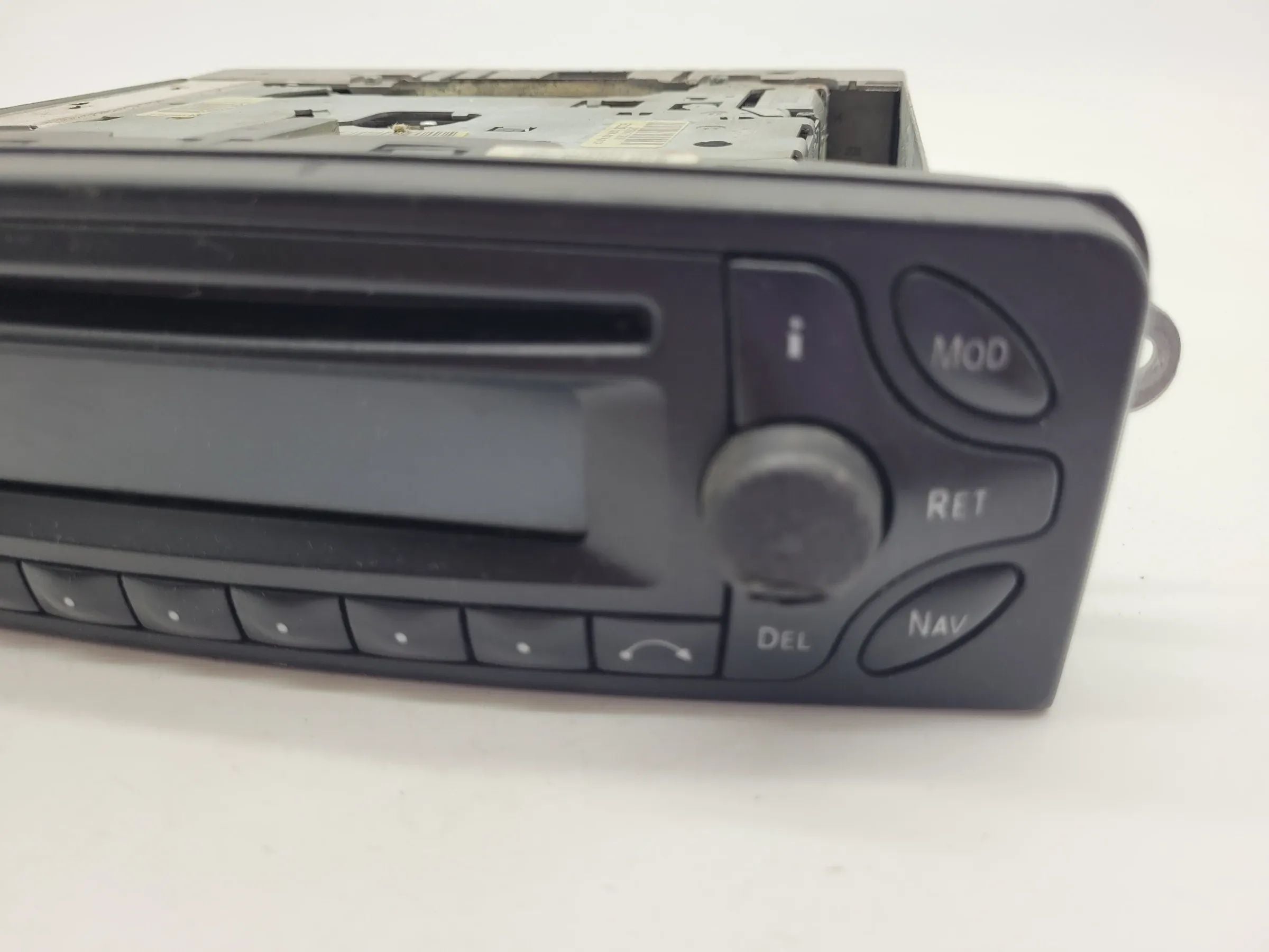 Original Mercedes-Benz C-Klasse (W203) CD-Radio Autoradio A2038204685