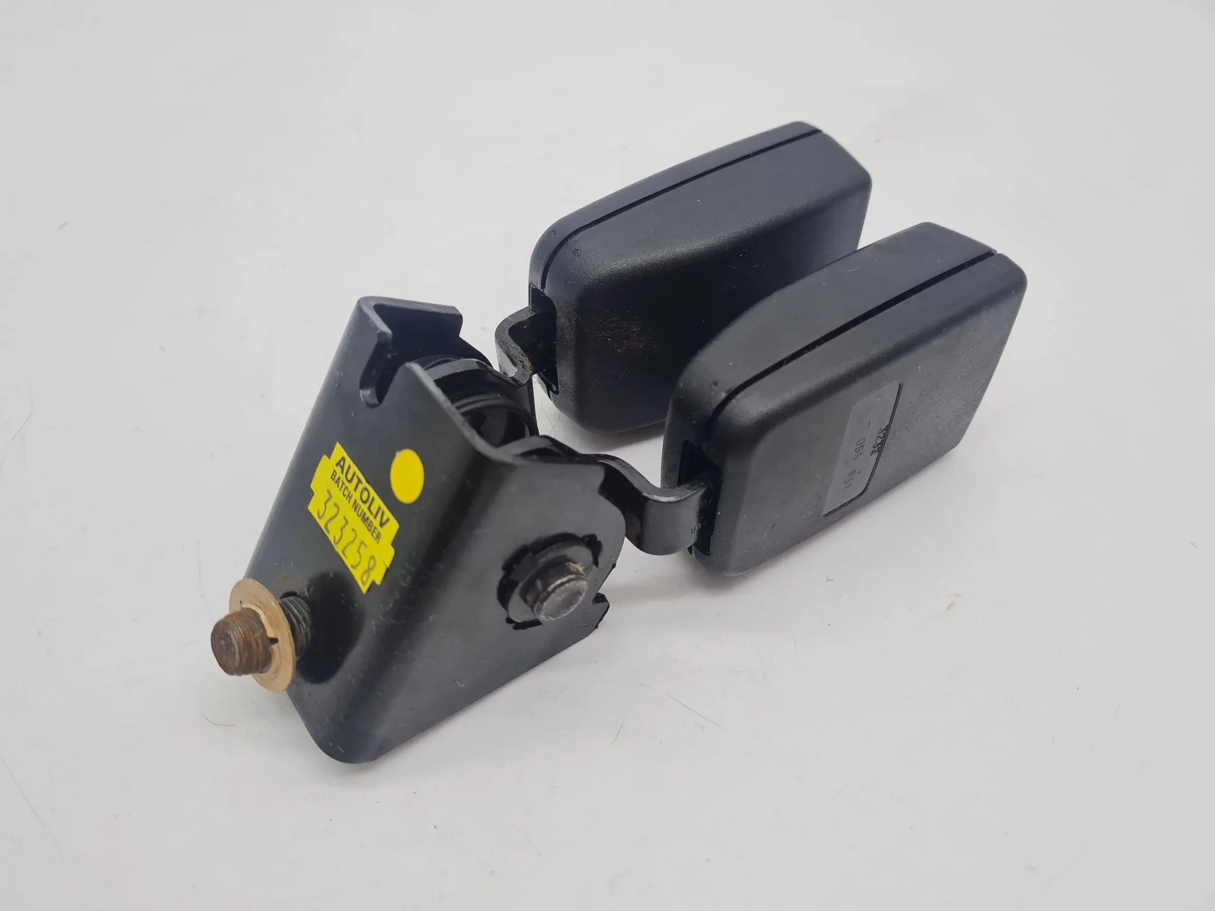 Original Mini One (R50/R53) Doppelgurtschloss Hinten Mitte 7055957