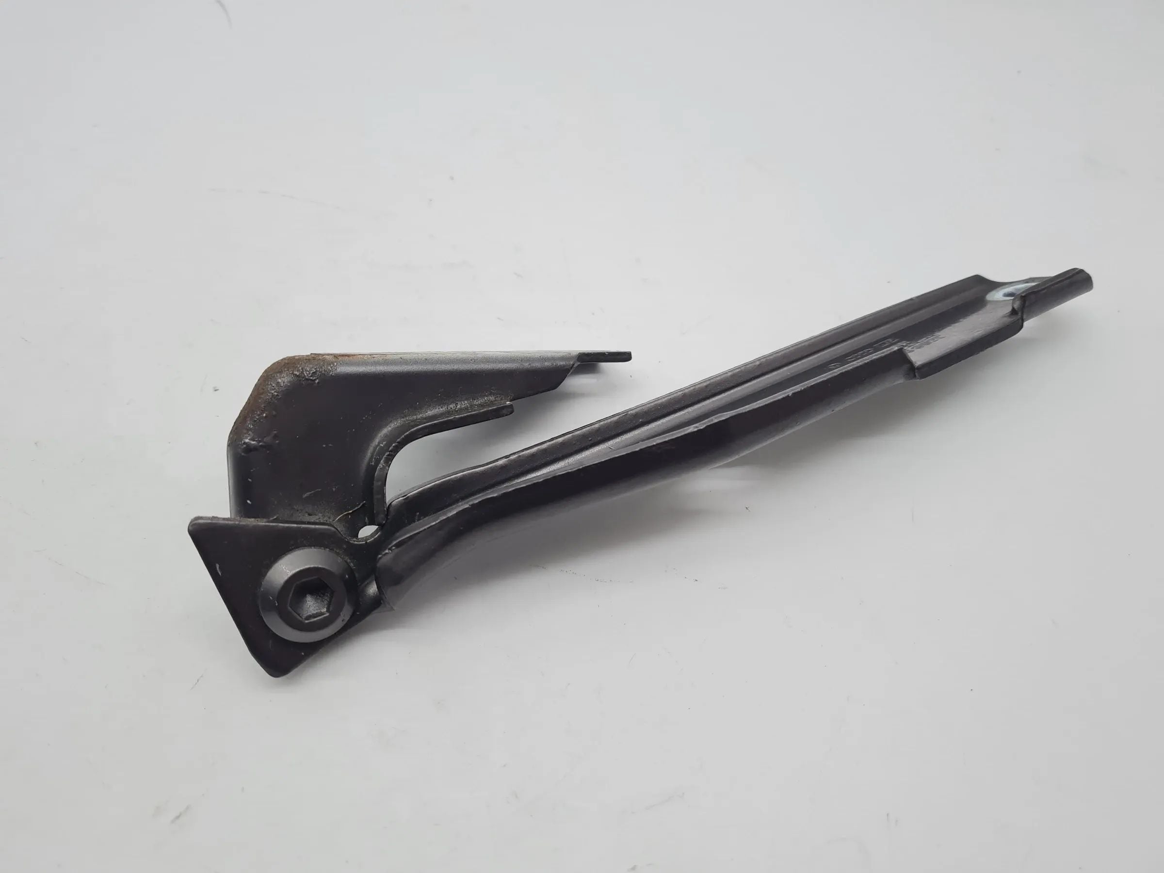 Original Audi A6 (4B2/4B4) Motorhaube Motorhaubenscharnier Rechts 4B0823302E