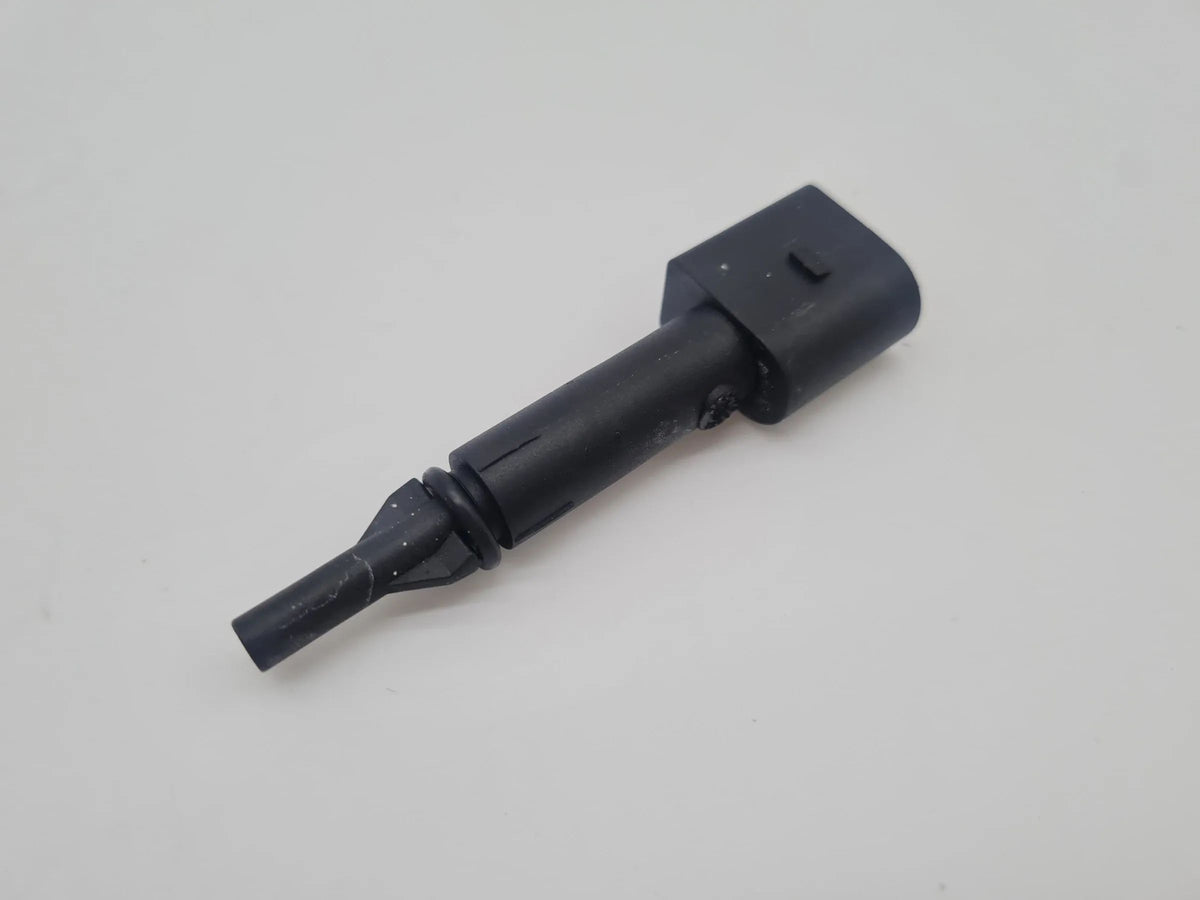 Original Audi A6 (4B2/4B4) Temperatursensor Temperaturfühler 4B0820535