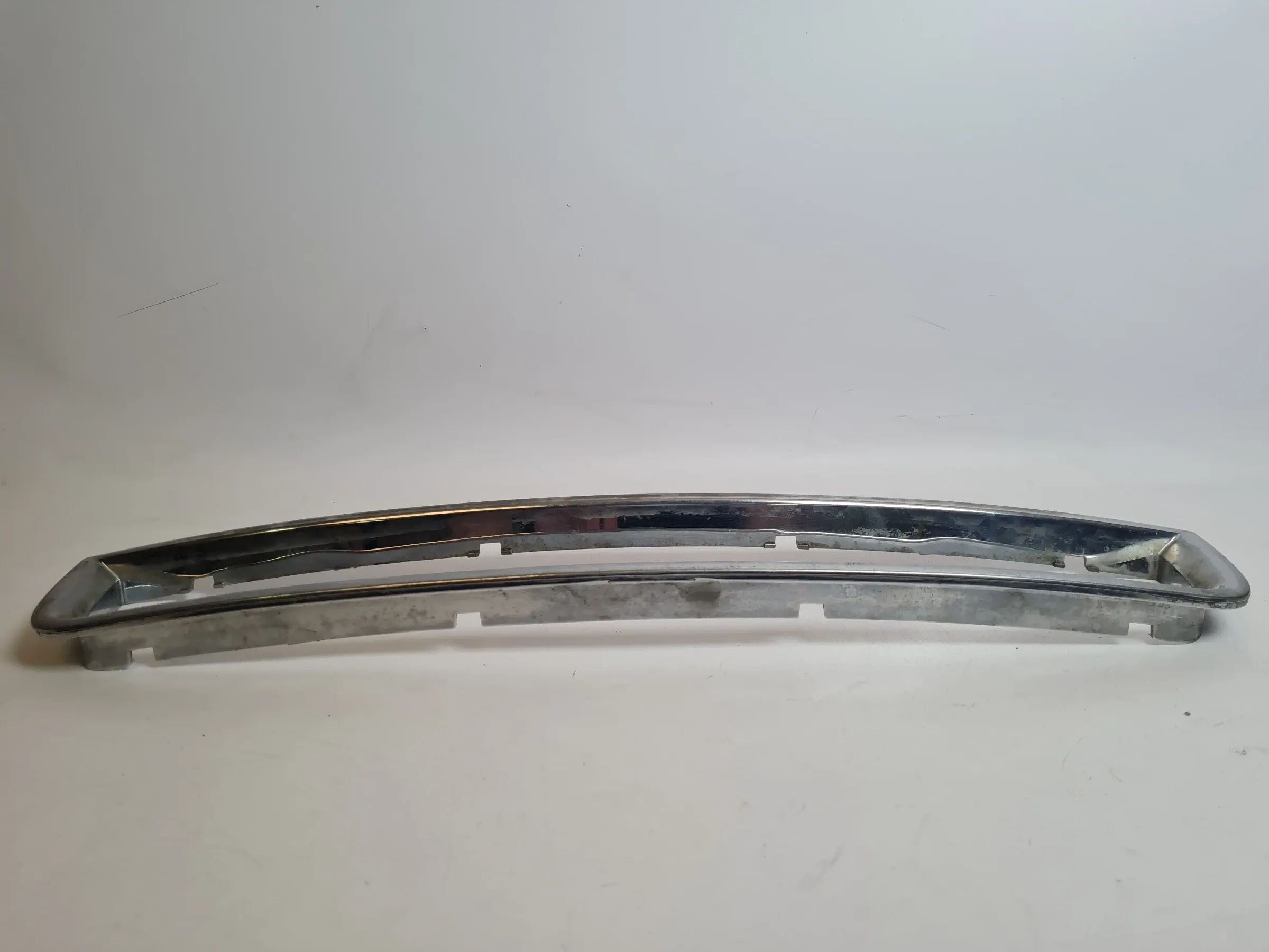Original Audi A4 (8E/8H/B6) Chrom Blende Gitterblende Grill Vorne 8E0807647