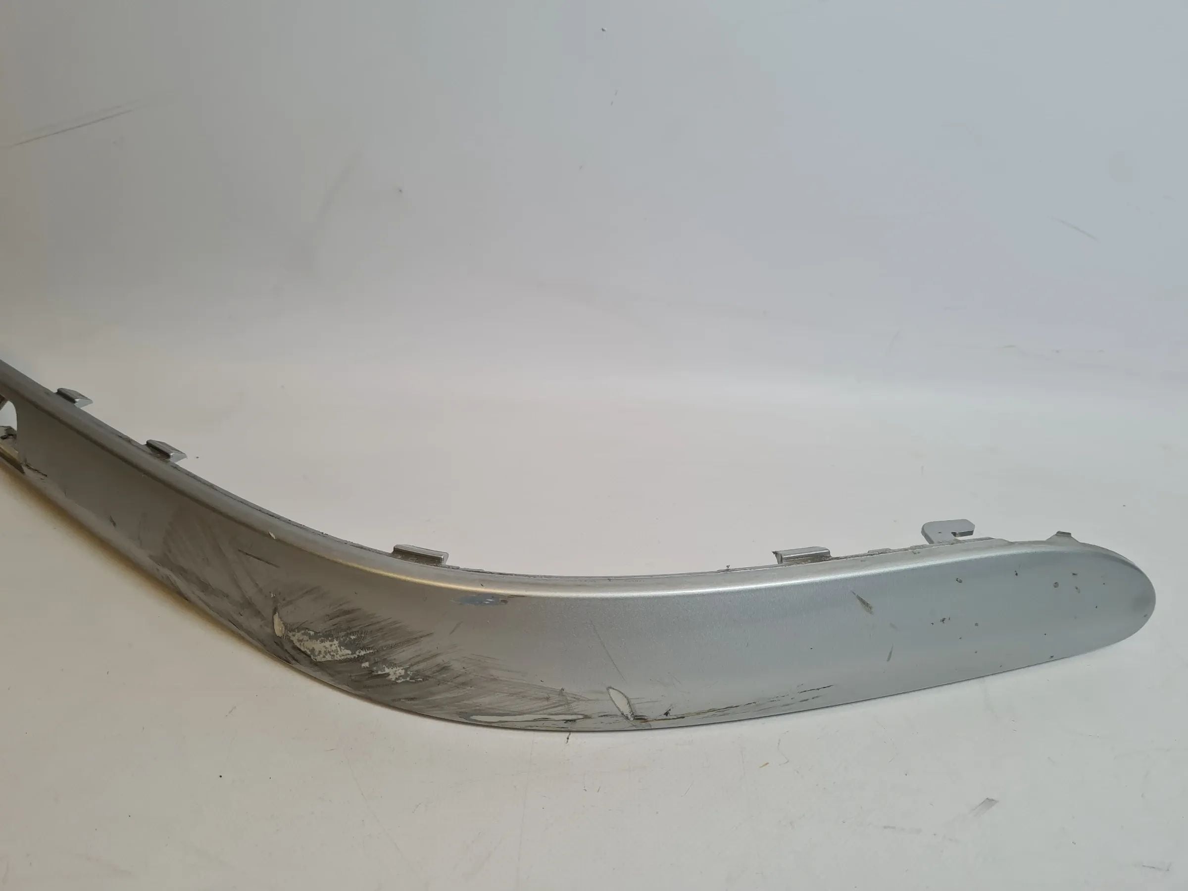 Original Mercedes-Benz C-Klasse (W203) Zierleiste Stoßstange Rechts, A2038854421