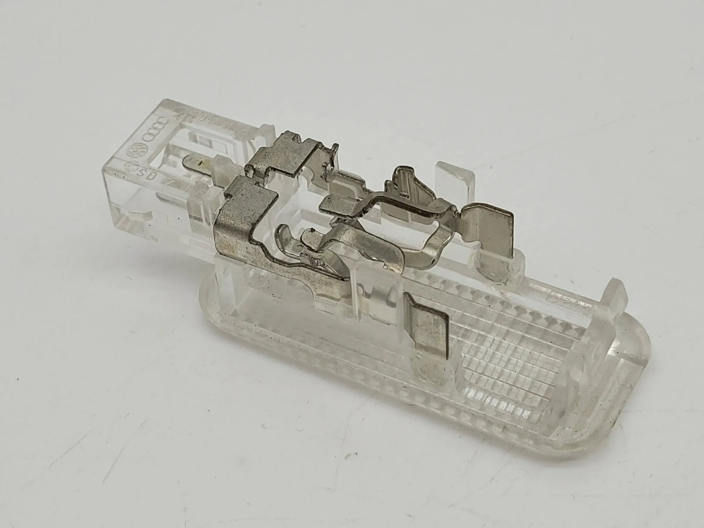 Original Audi A4 (8E/B6/B7) Türleuchte Türlicht Leuchte Weiß L/R 4B0947415