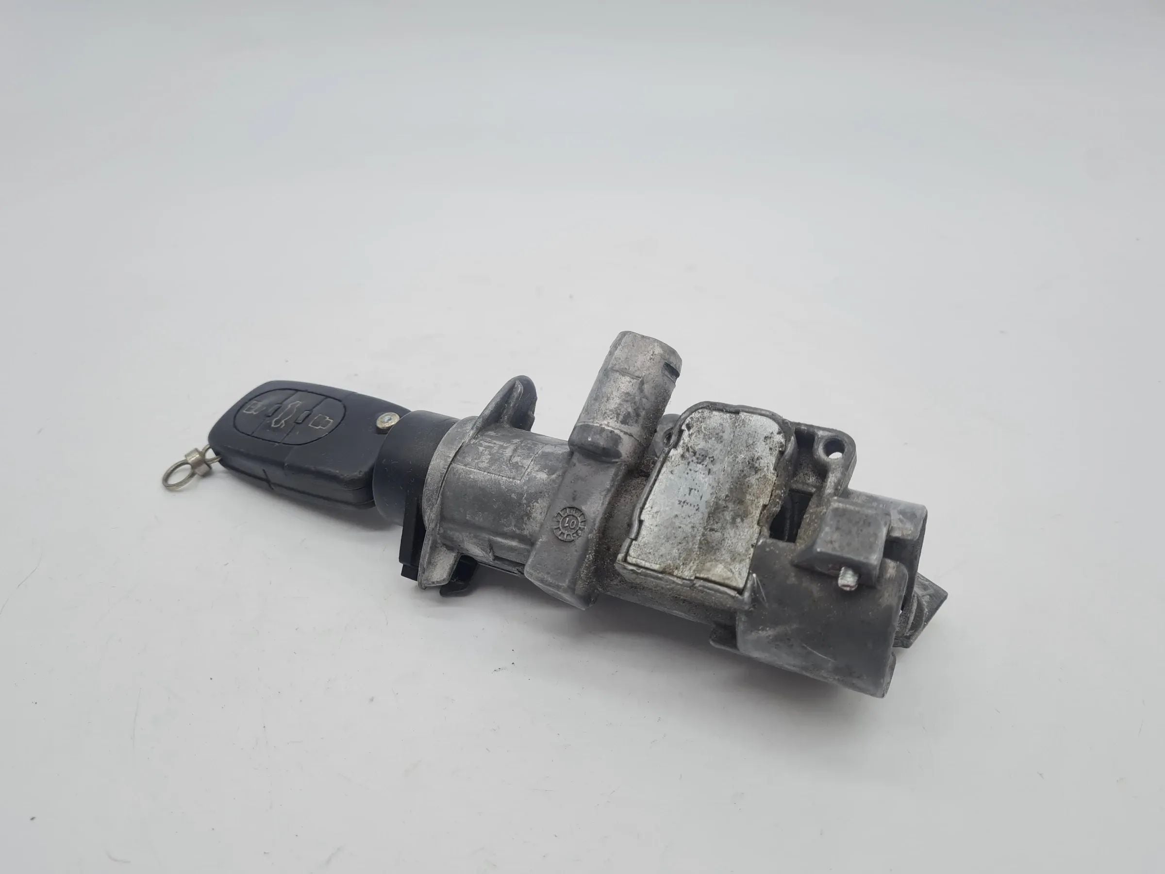 Original Audi A6 (4B2/4B4) Zündschloss Lenkschloss + Schlüssel 4B0905851B