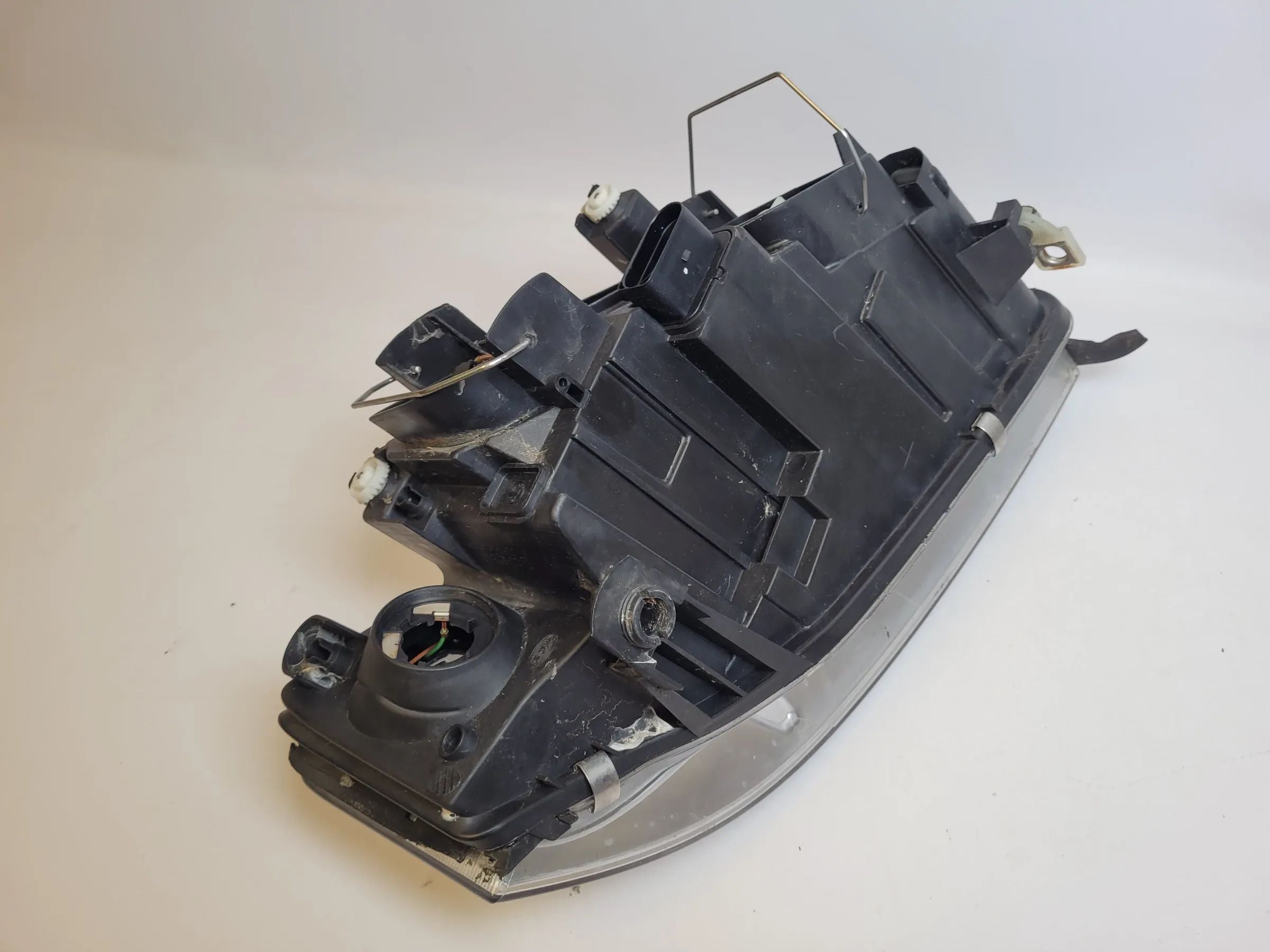 Original Audi A6 (4B2/4B4) Scheinwerfer Frontleuchte Links 4B0941003