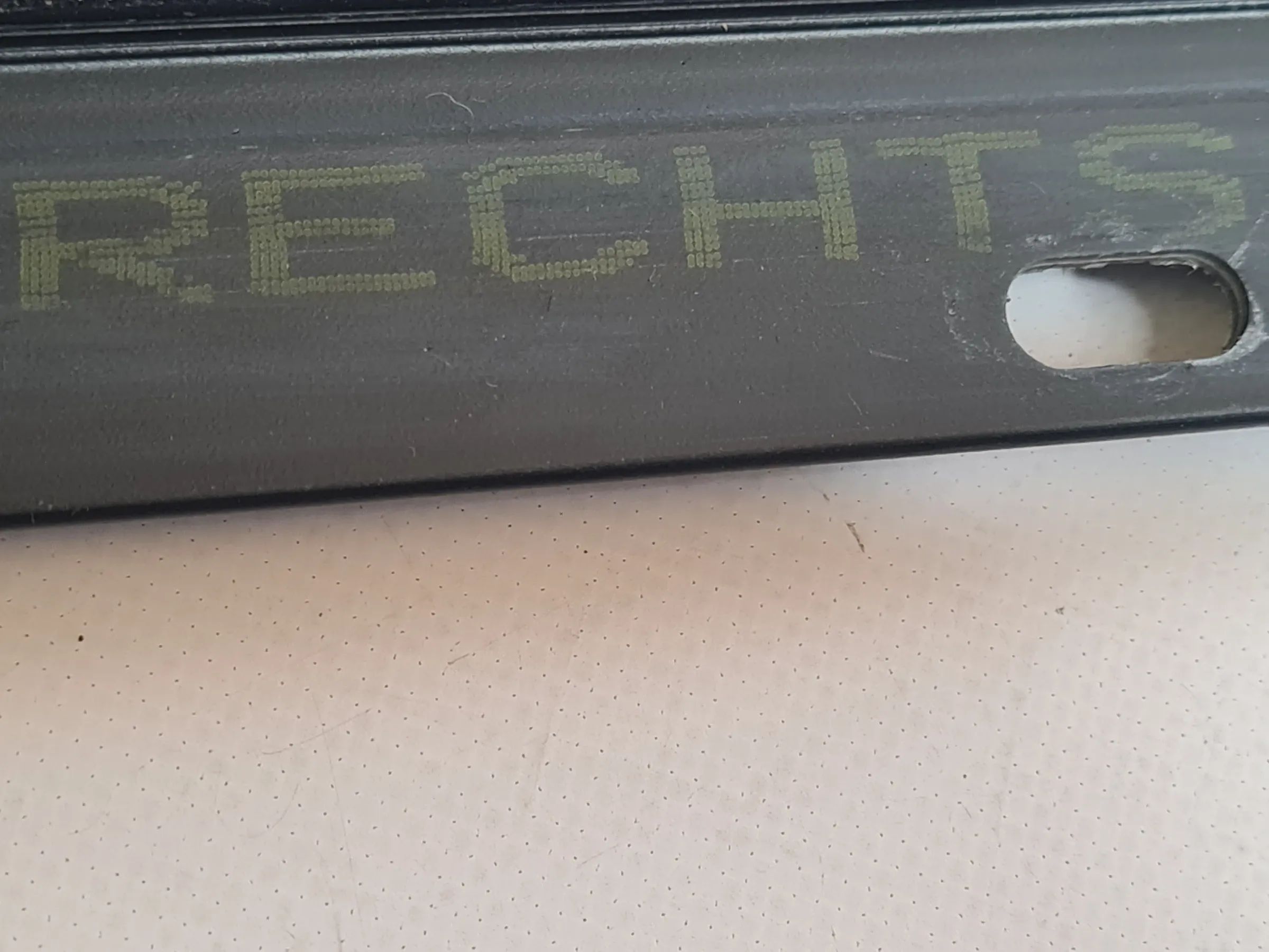 Original Audi A4 (8E/B6/B7) S-Line Dichtung Fensterleiste R./Hinten 8E0853764B