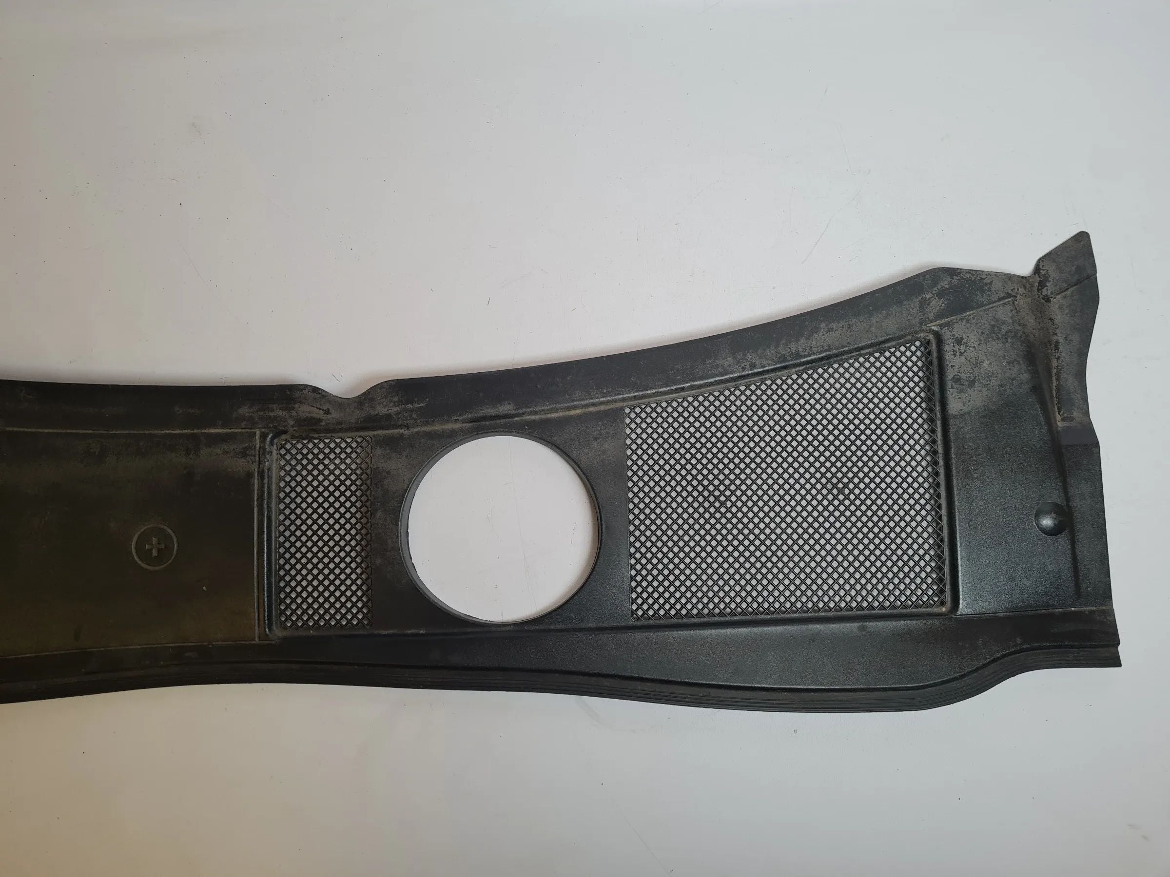 Original Audi A6 (4B2/4B4) Abdeckung Wasserkasten Batterie 4B1819447