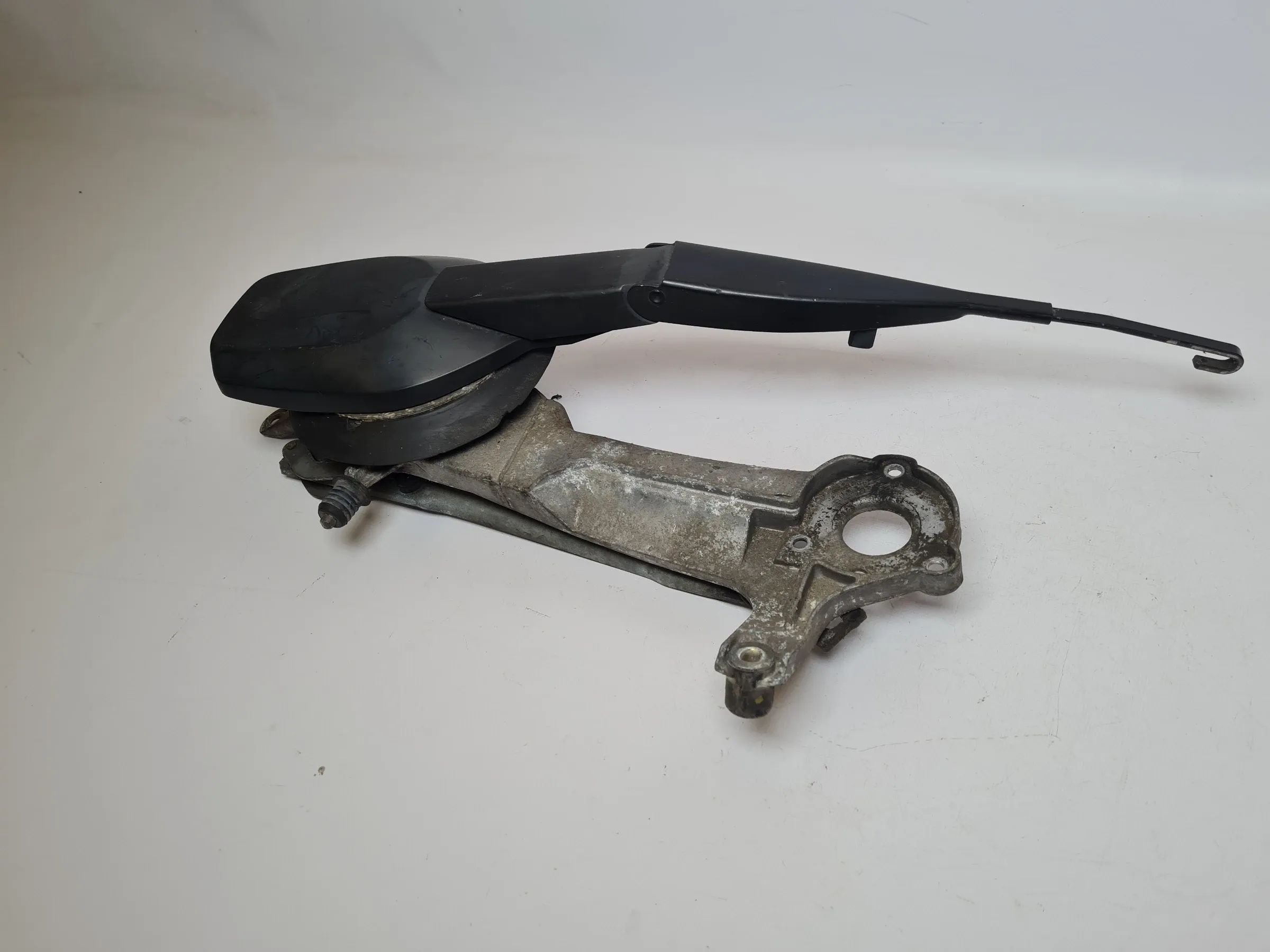 Original Mercedes-Benz E-Klasse/CLK 208/210 Wischergestänge Vorne 3391098329