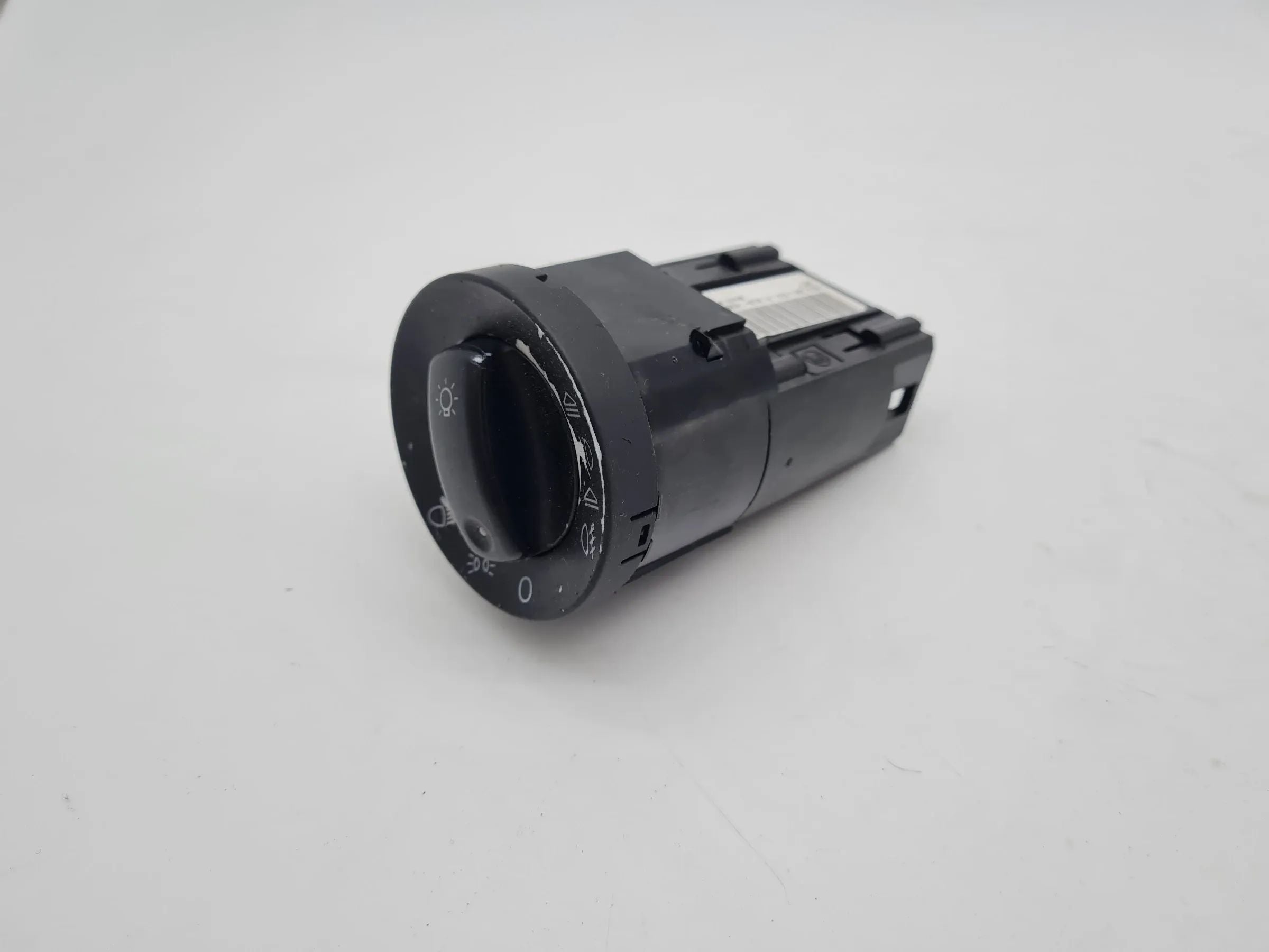 Original Audi A4 (8E/B6/B7) Scheinwerfer Lichtschalter 8E0941531A