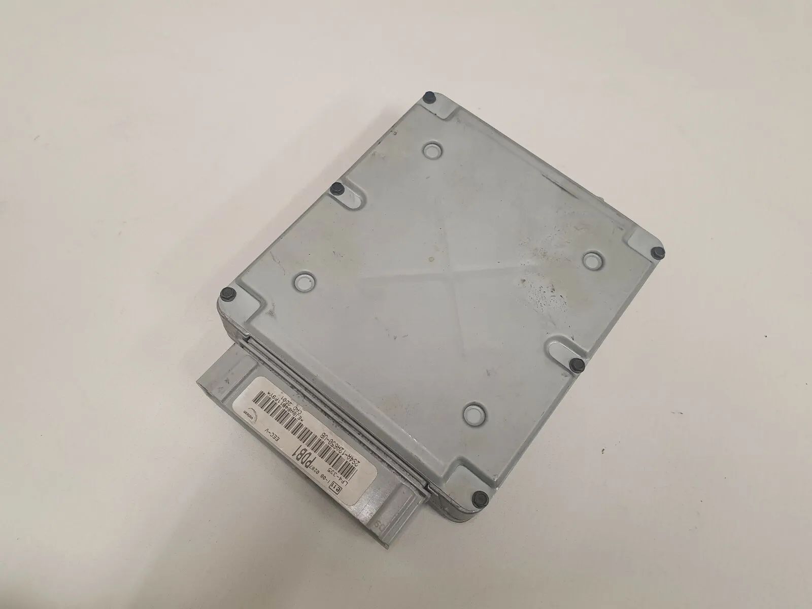 2S4A12A650UB Engine control unit from FYDD Motor Ford Focus I 1.6 16V 74KW K31 