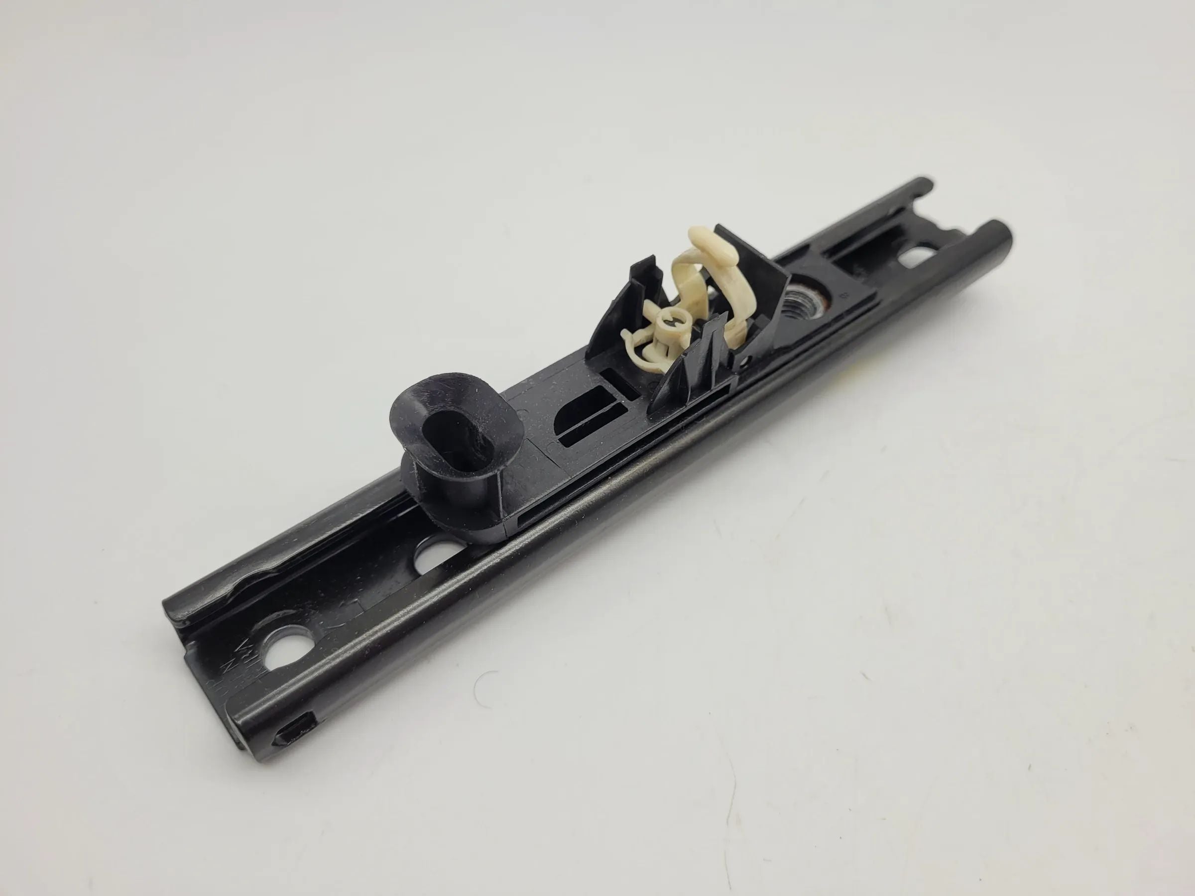 Original Mini One (R50/R53) Gurtverstellung Gurtversteller Vorne L/R 5320804