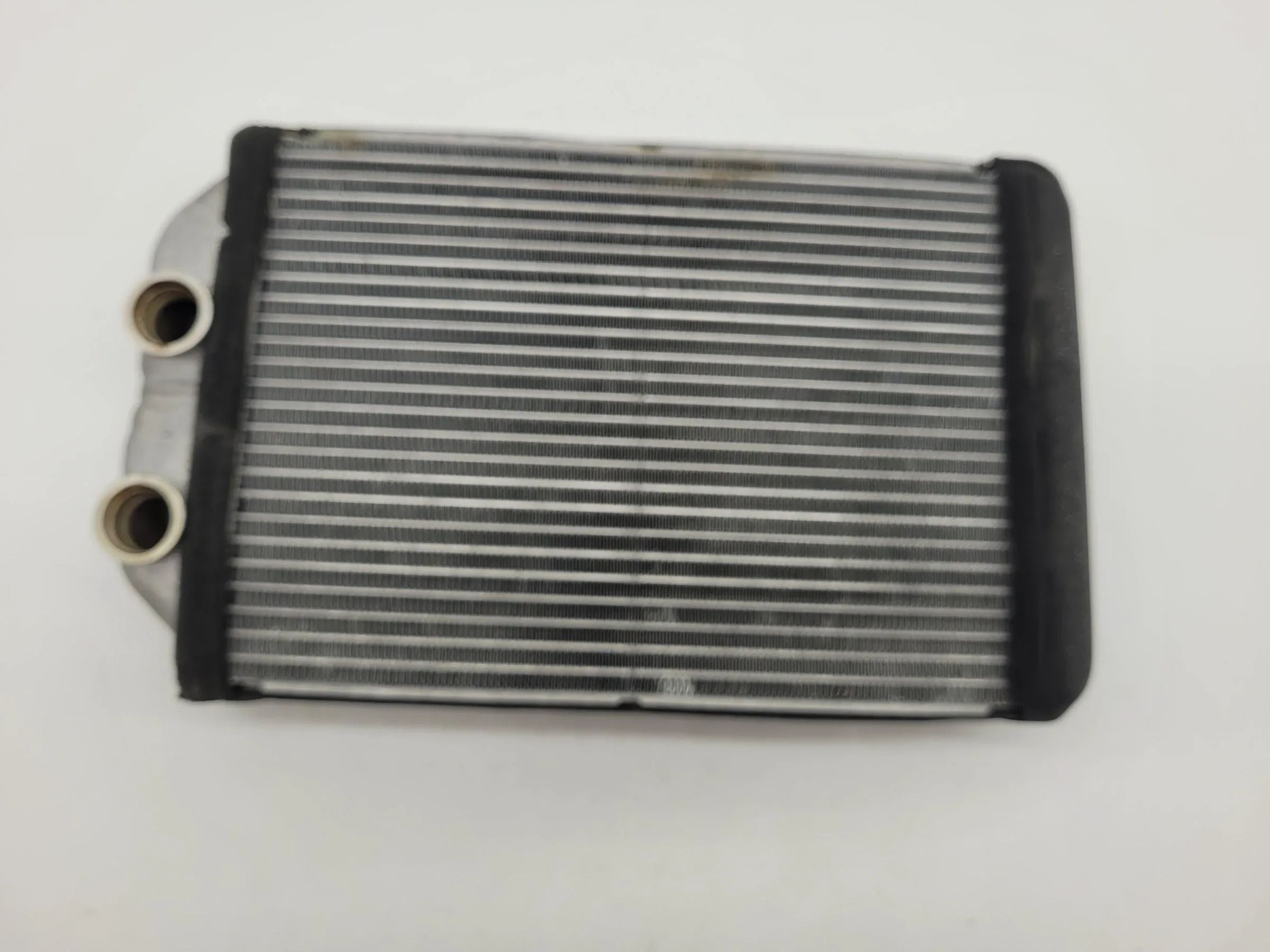 Original Audi A6 (4B2/4B4) Wärmetauscher Heizungskühler 4B1819699