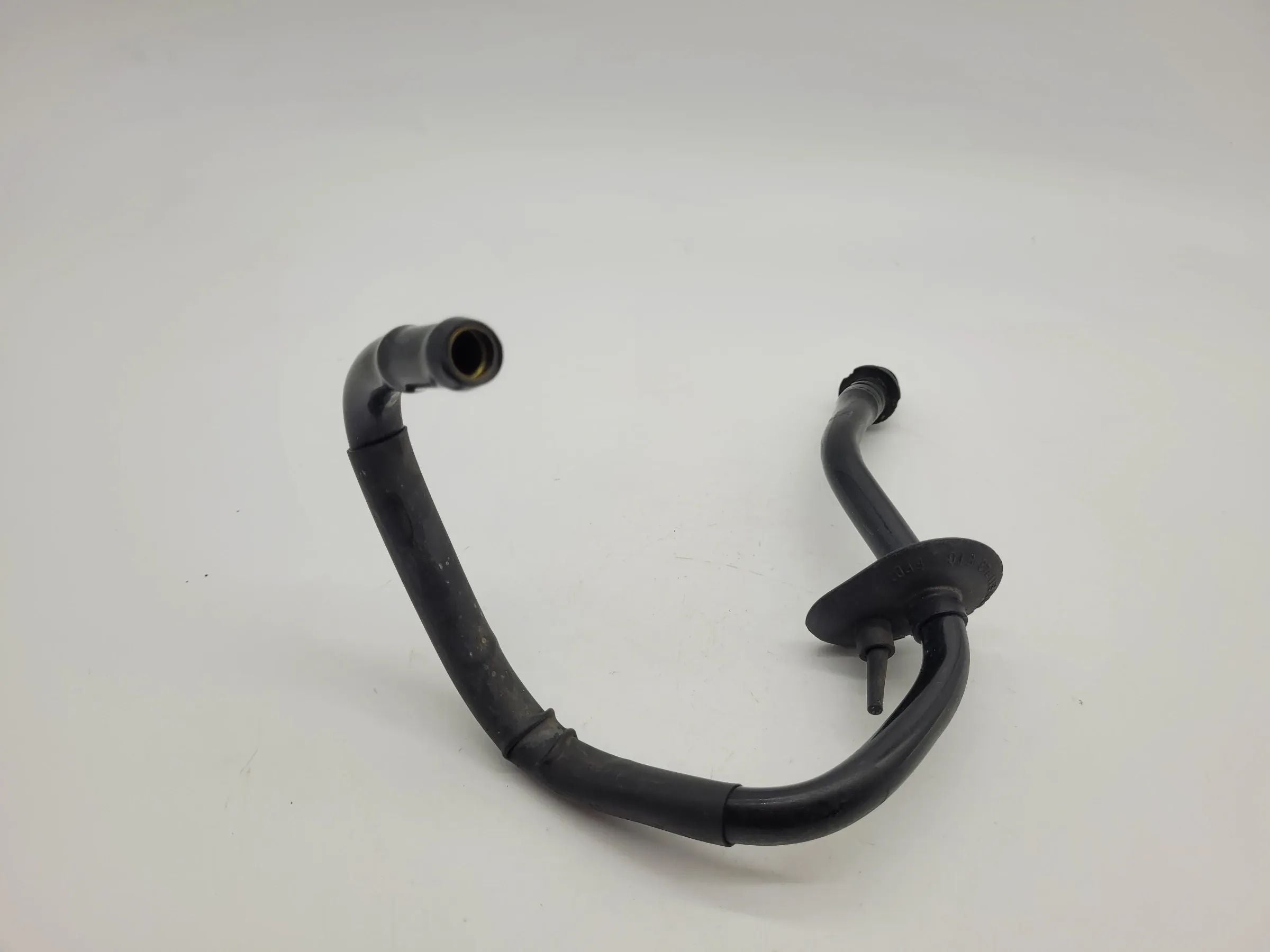 Original Audi A6 (4B2/4B4) Unterdruckleitung Bremskraftverstärker 8D0611743